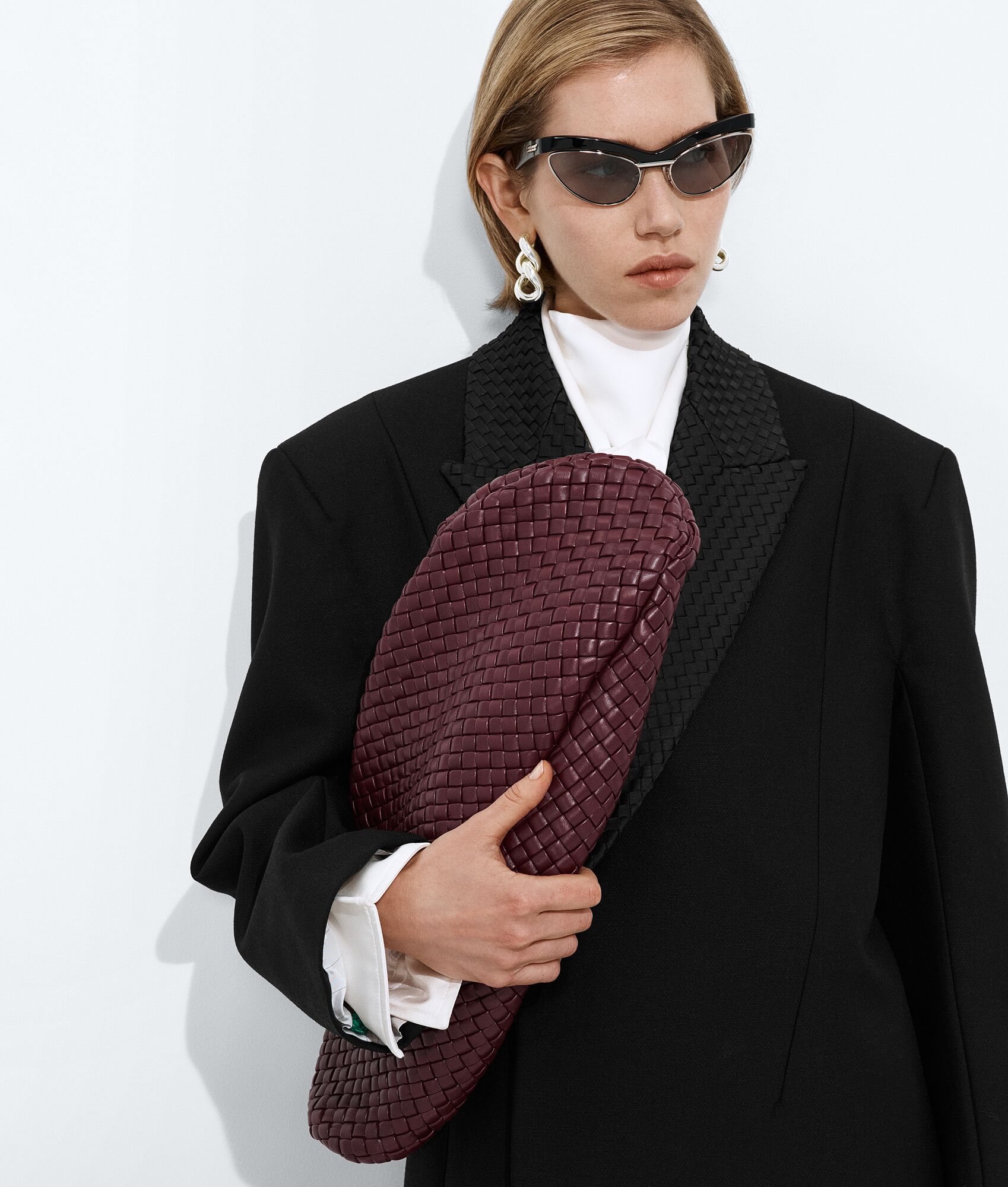 BOTTEGA VENETA Duo Angle猫眼形太阳眼镜