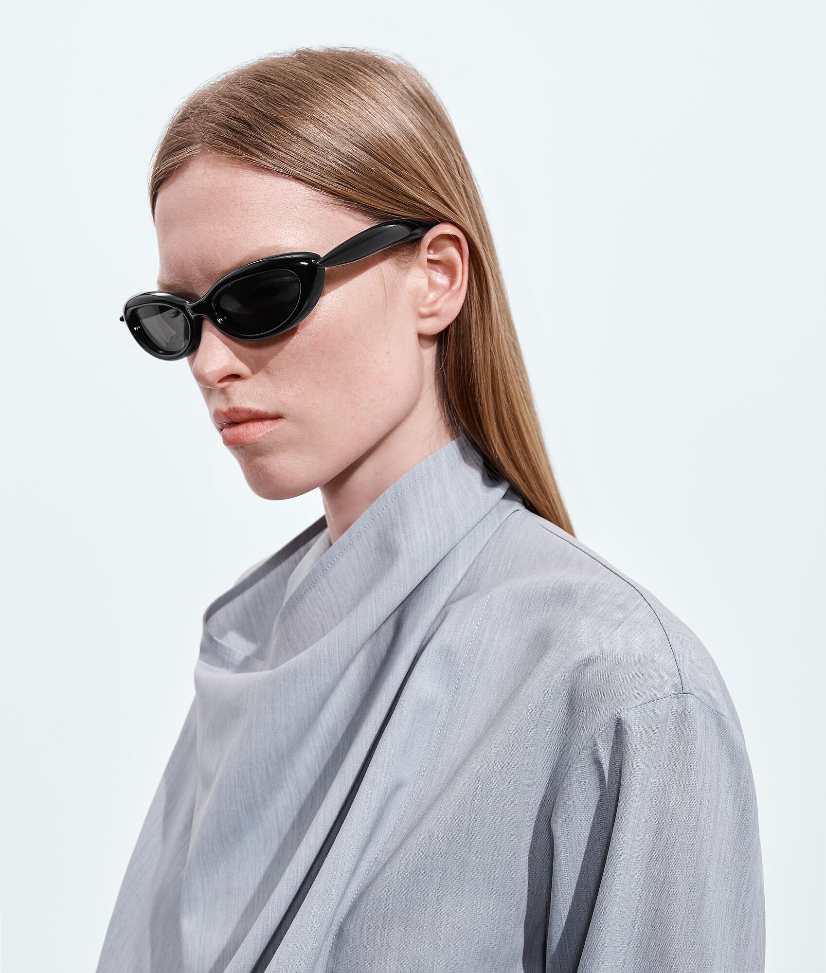 BOTTEGA VENETA Sardine椭圆形太阳眼镜