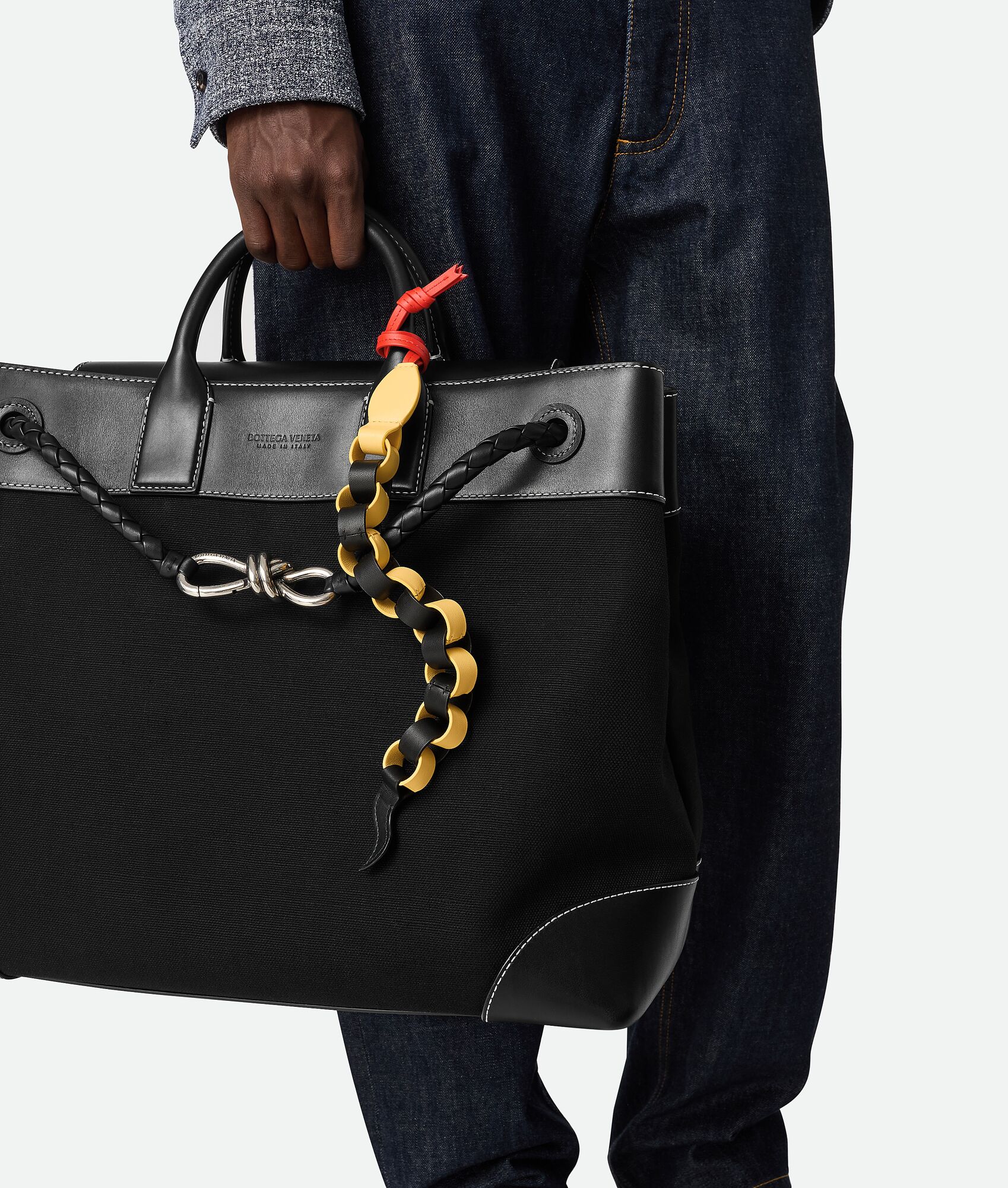 BOTTEGA VENETA 蛇造型吊坠