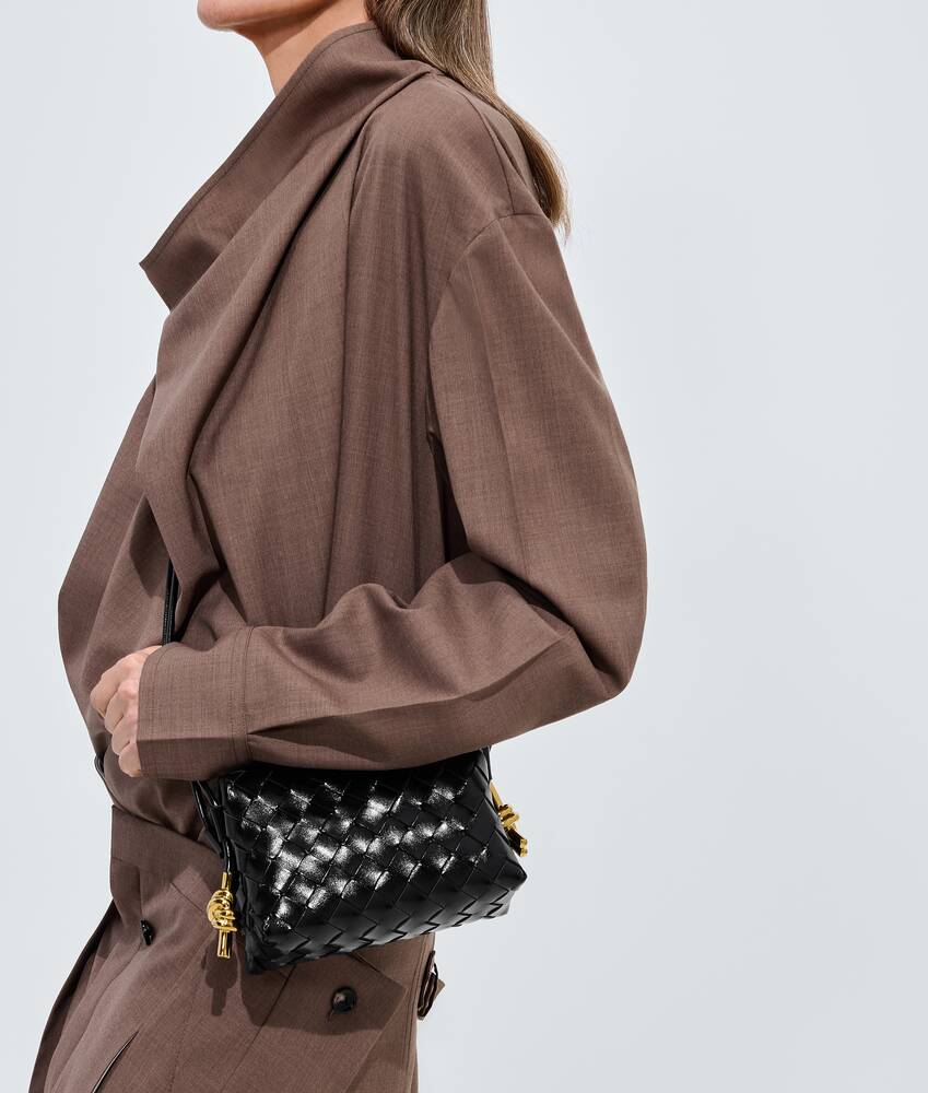 BOTTEGA VENETA Loop迷你金属扭结斜挎包