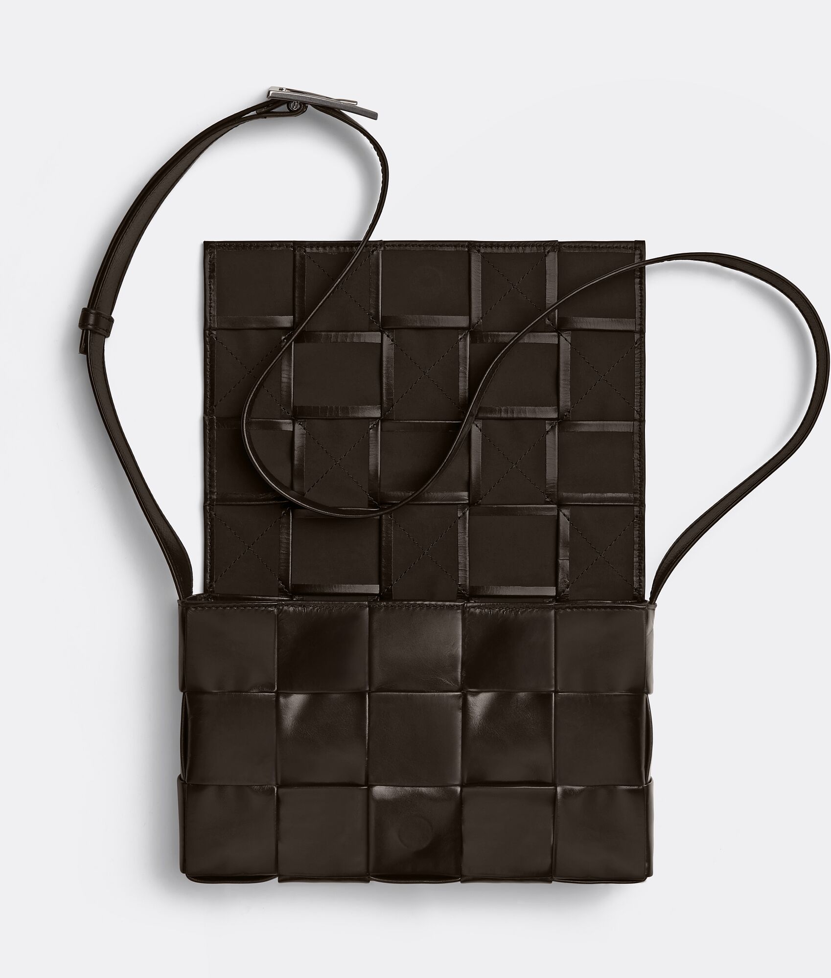 BOTTEGA VENETA Cassette斜挎包