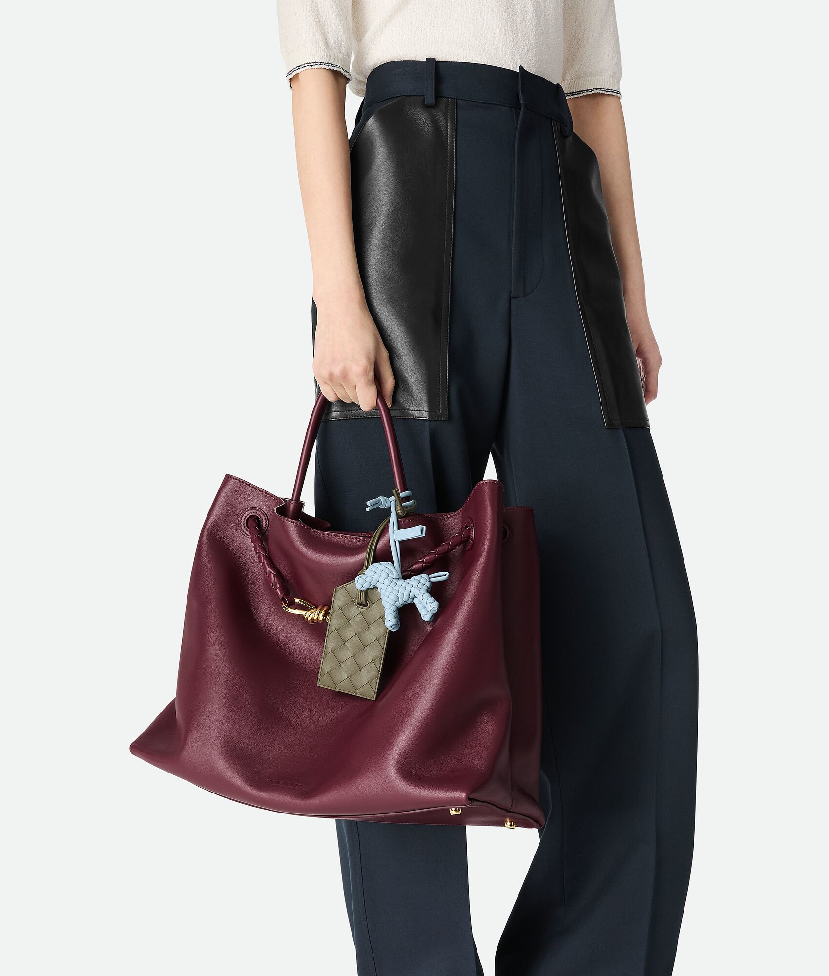 BOTTEGA VENETA 小狗造型挂件