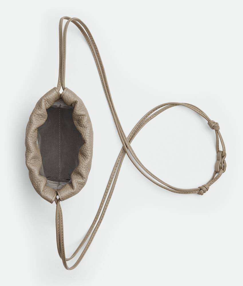 BOTTEGA VENETA 竖款Dustbag斜挎包