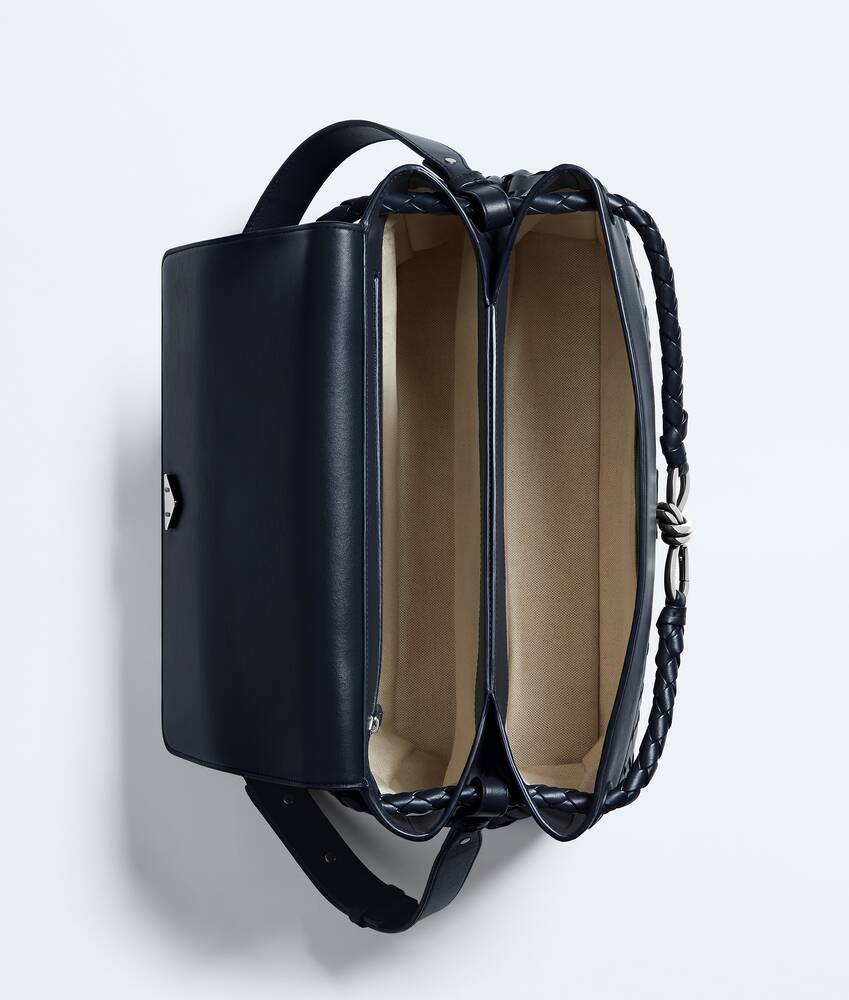 BOTTEGA VENETA Andiamo背提包