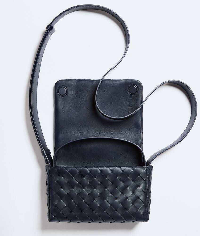 BOTTEGA VENETA 迷你Intrecciato编织翻盖手袋