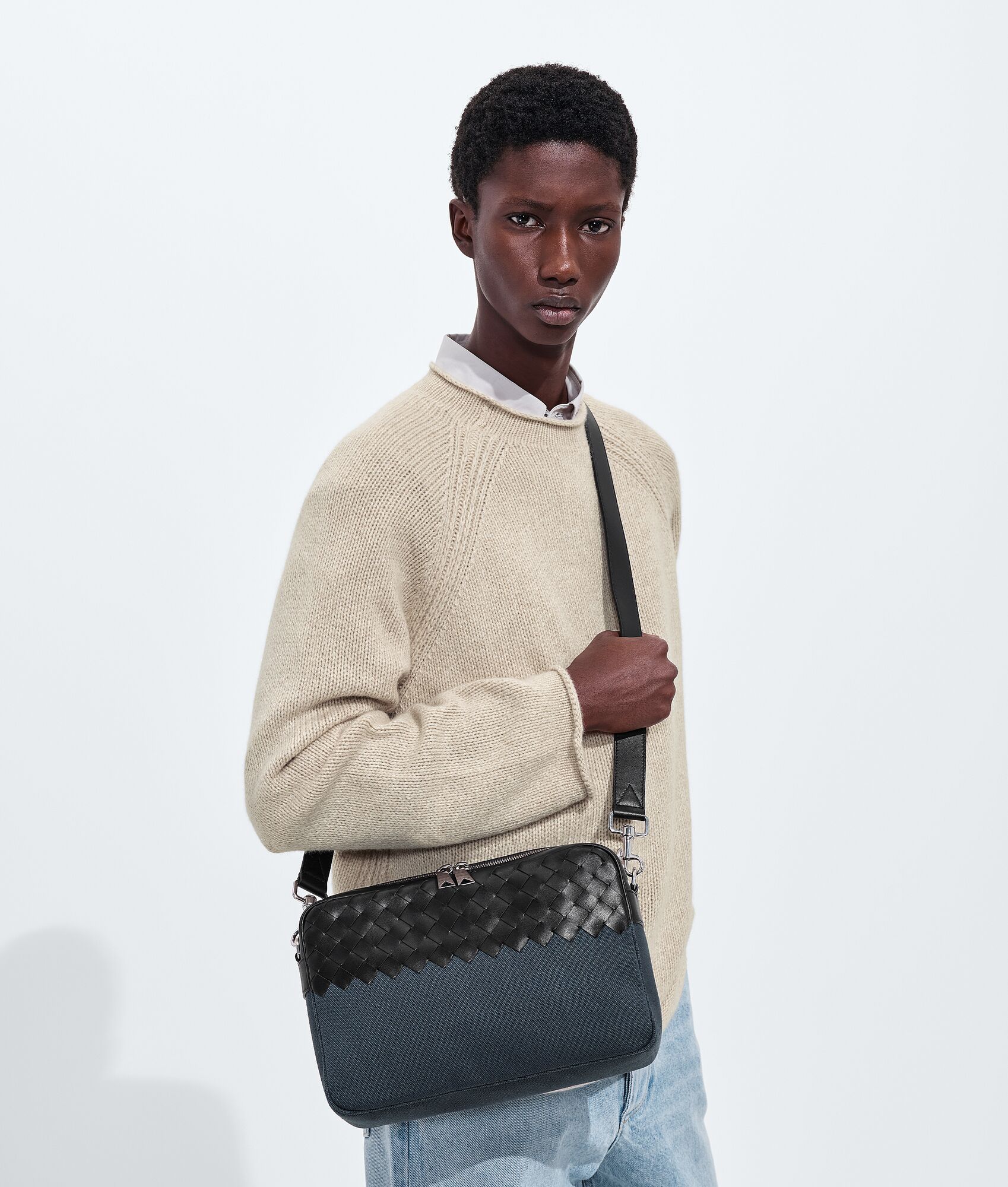 BOTTEGA VENETA Intrecciato编织相机包