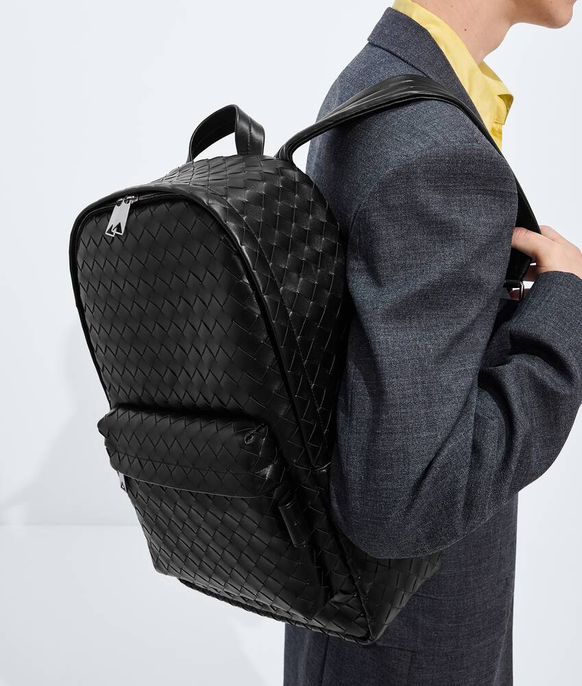 BOTTEGA VENETA 中号Intrecciato编织背包