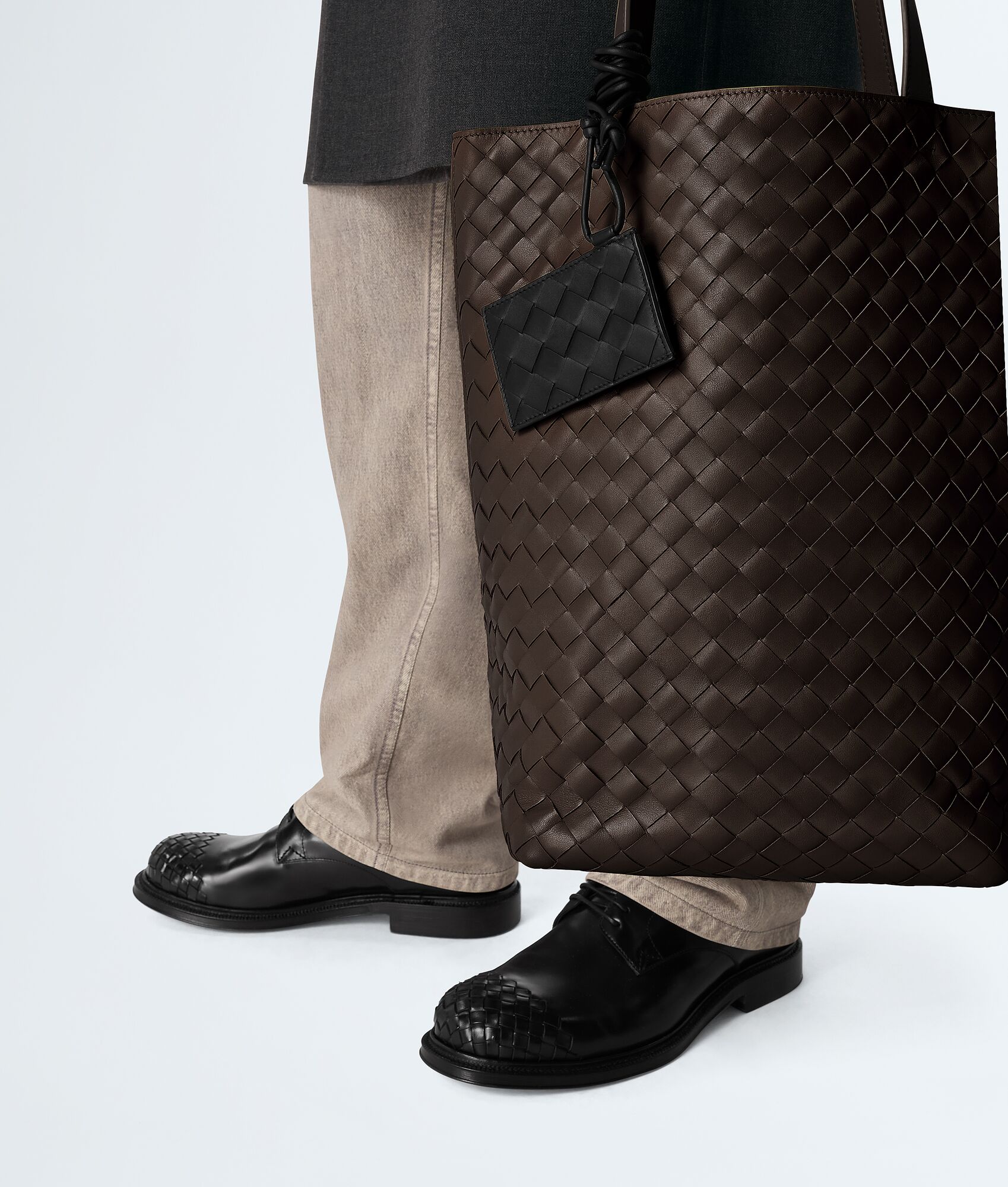 BOTTEGA VENETA Intrecciato编织证件卡包