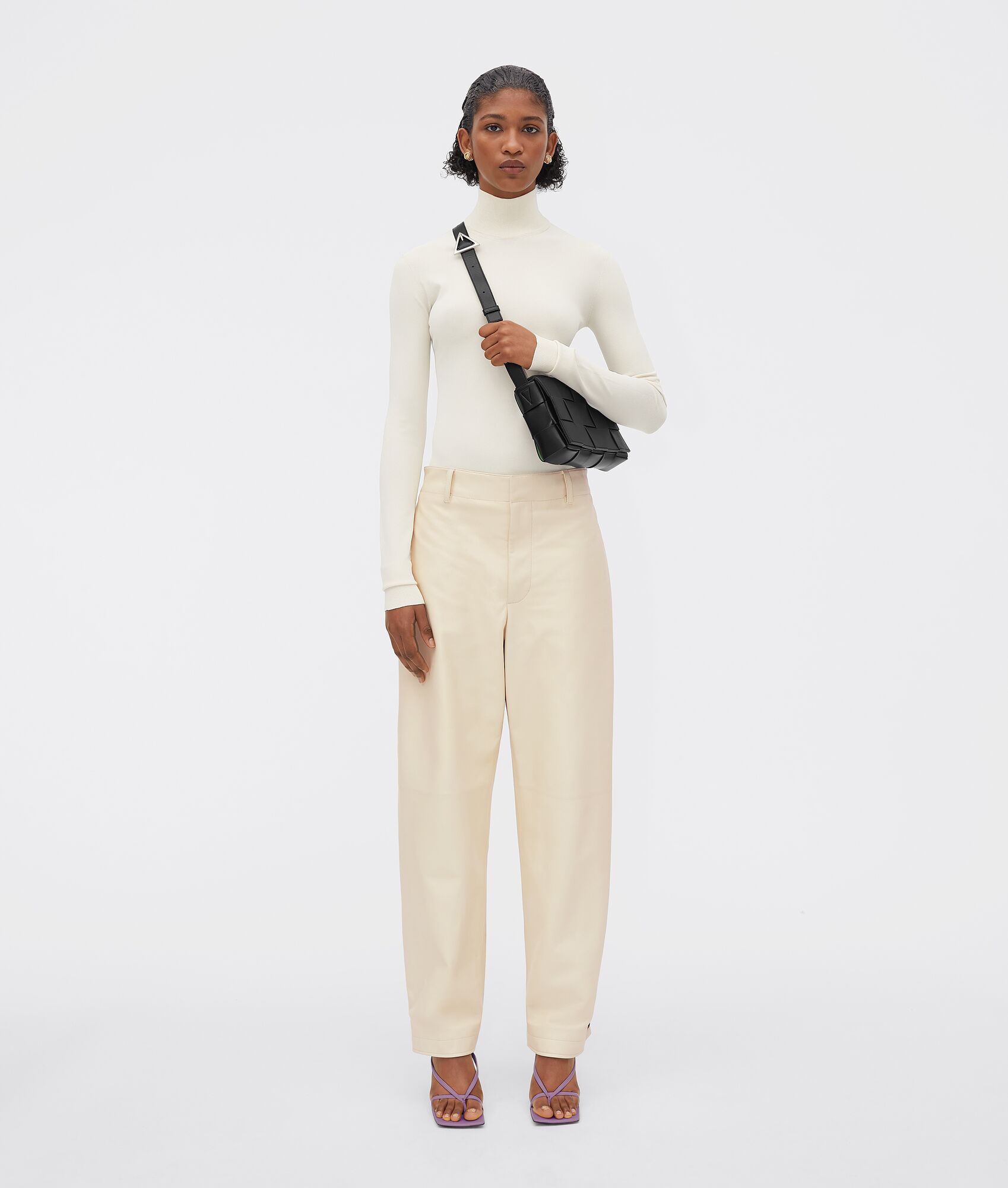 BOTTEGA VENETA Cassette斜挎包