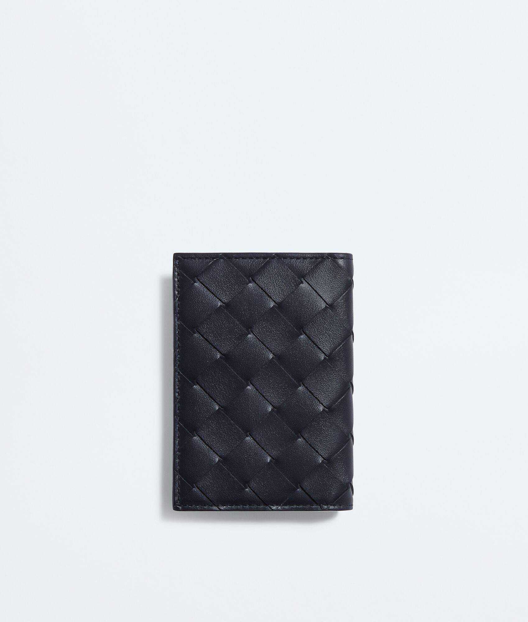 BOTTEGA VENETA Intrecciato编织翻盖卡包
