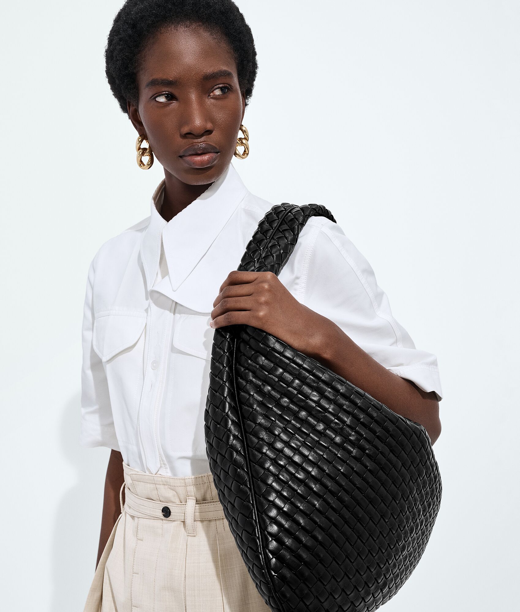 BOTTEGA VENETA 加大号Veneta肩背包