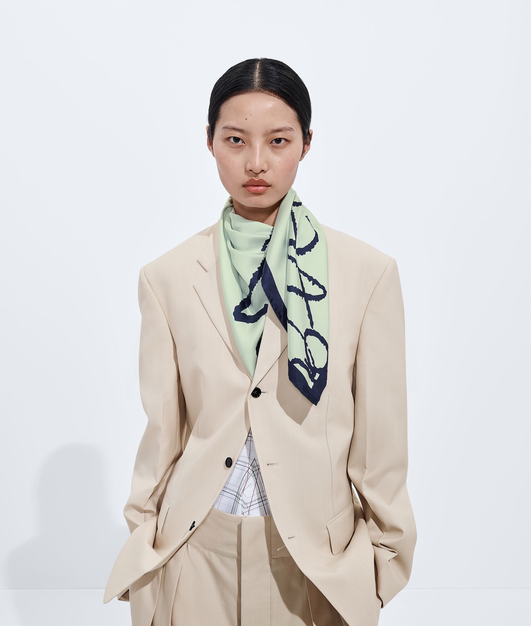 BOTTEGA VENETA 桑蚕丝方巾