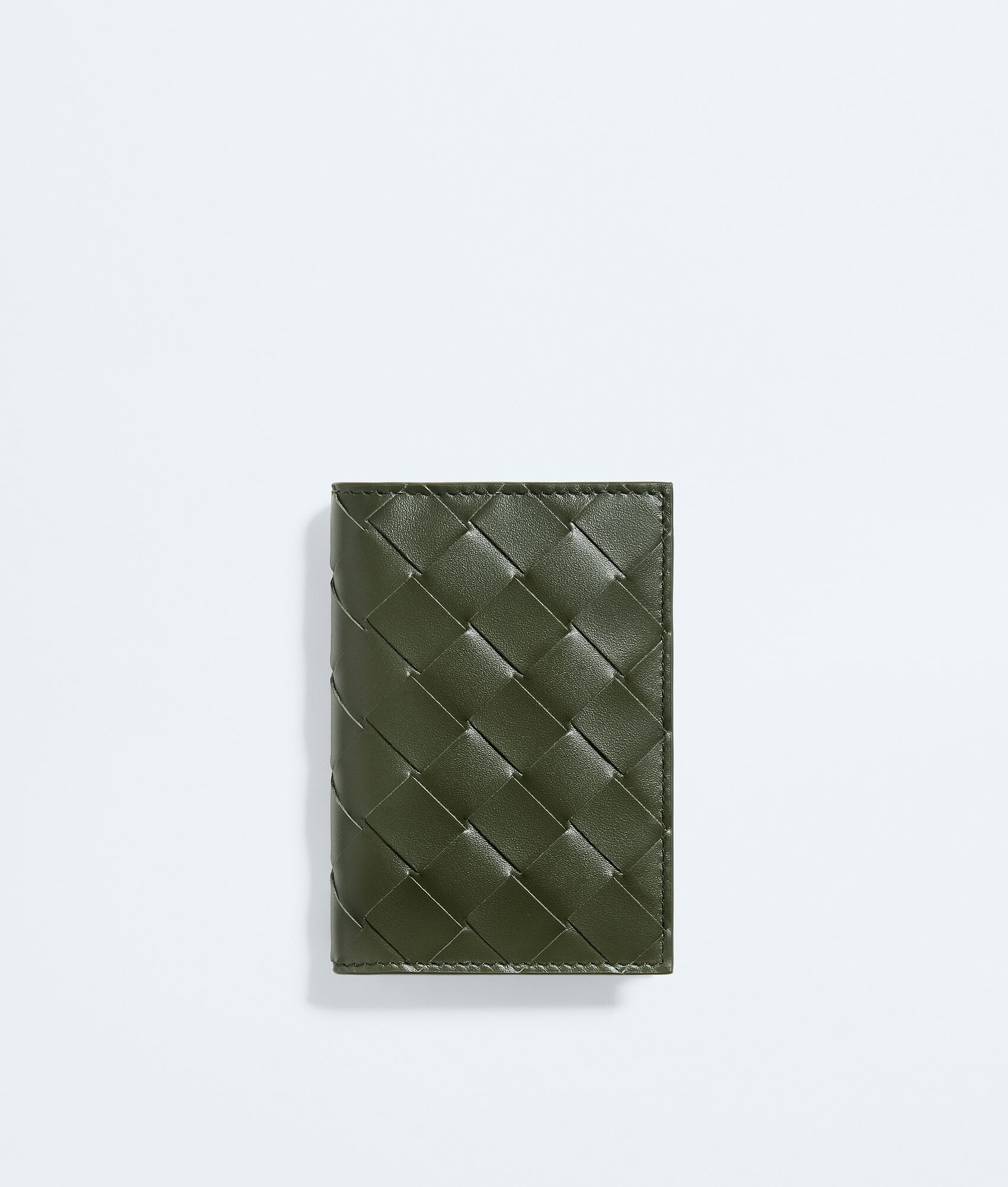 BOTTEGA VENETA Intrecciato编织翻盖卡包