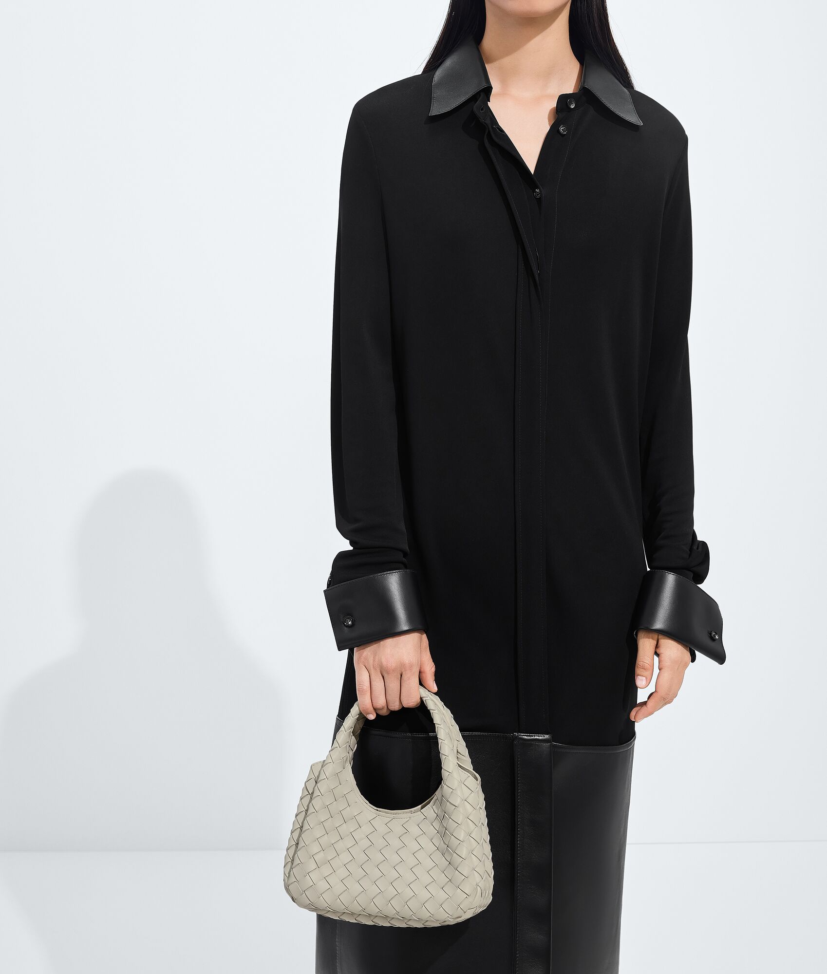 BOTTEGA VENETA 迷你Campana肩背包