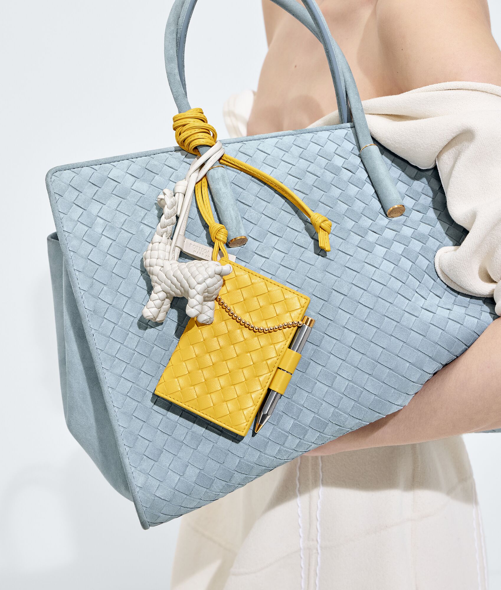 BOTTEGA VENETA Intrecciato Piccolo编织铅笔造型开合证件卡包