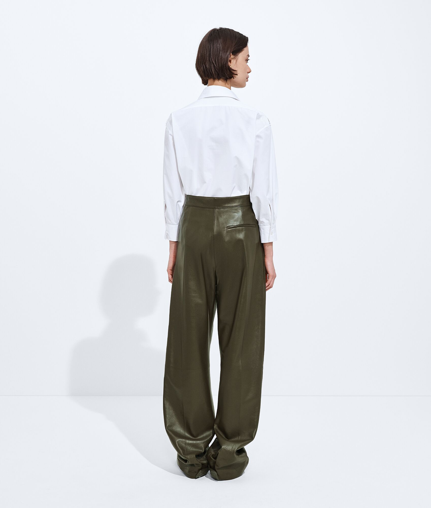 BOTTEGA VENETA 亮面皮革长裤