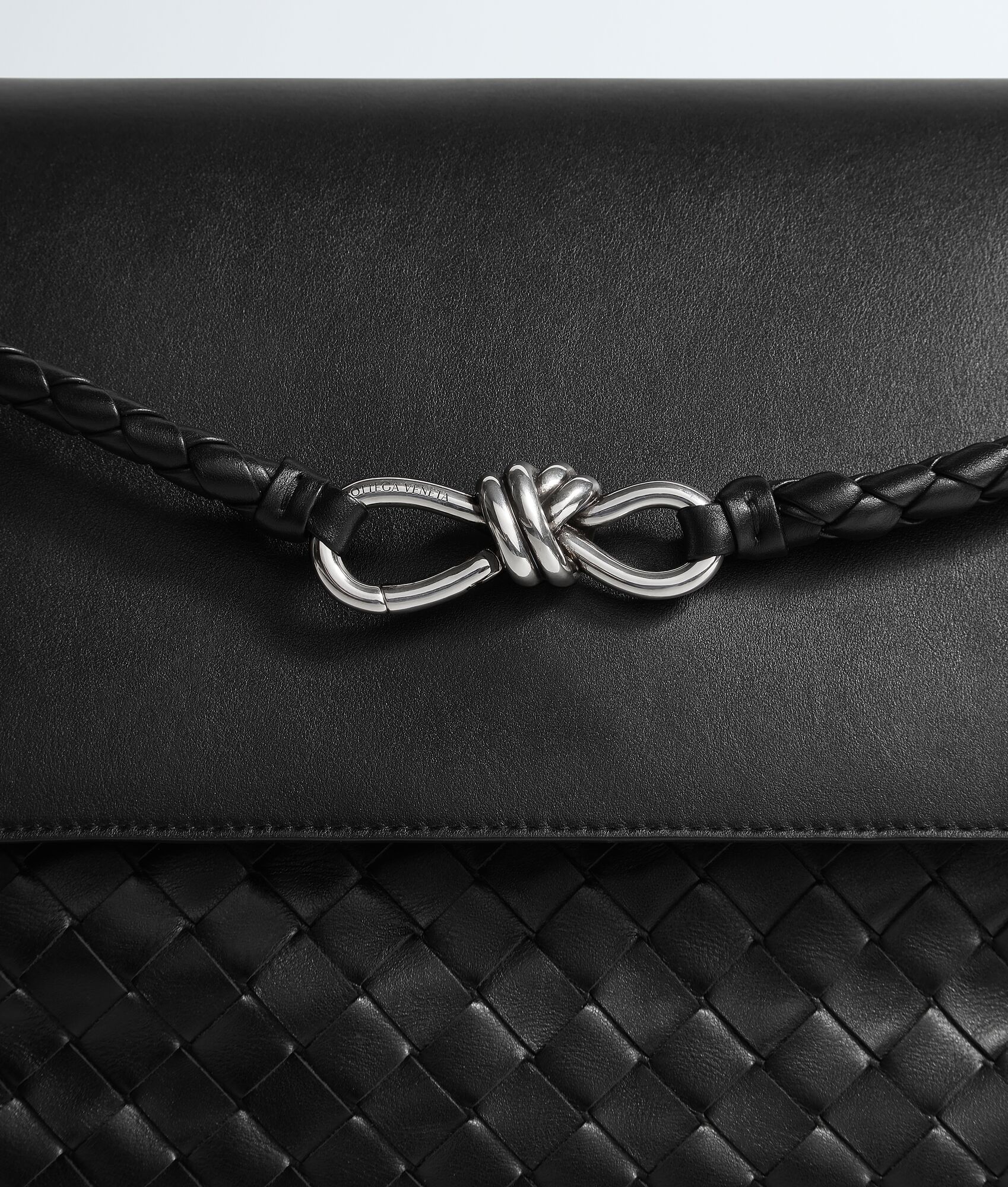 BOTTEGA VENETA Andiamo背提包