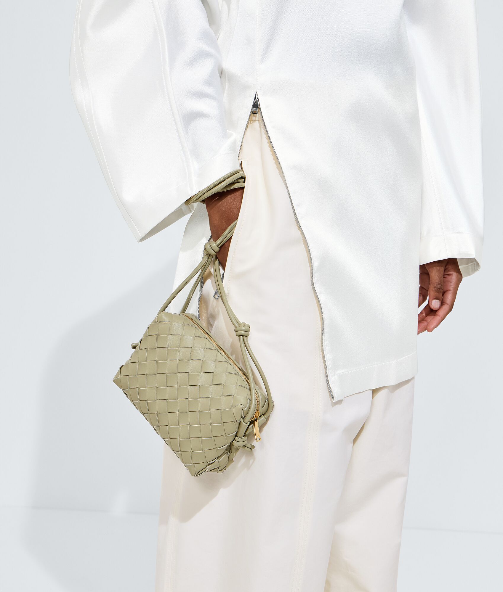 BOTTEGA VENETA 迷你Loop相机包