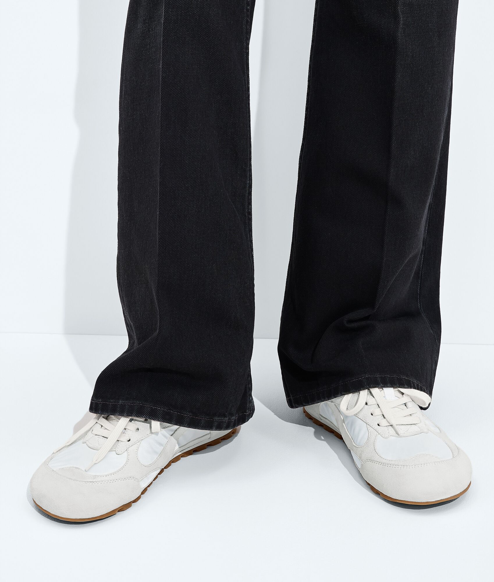 BOTTEGA VENETA 女士Orbit Flash运动鞋