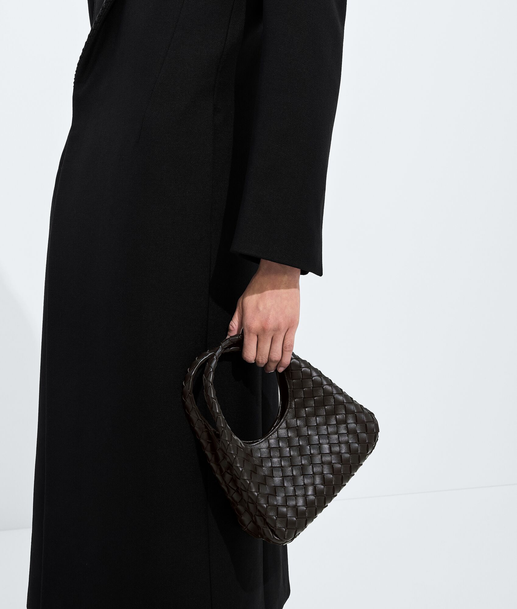 BOTTEGA VENETA 迷你Campana肩背包