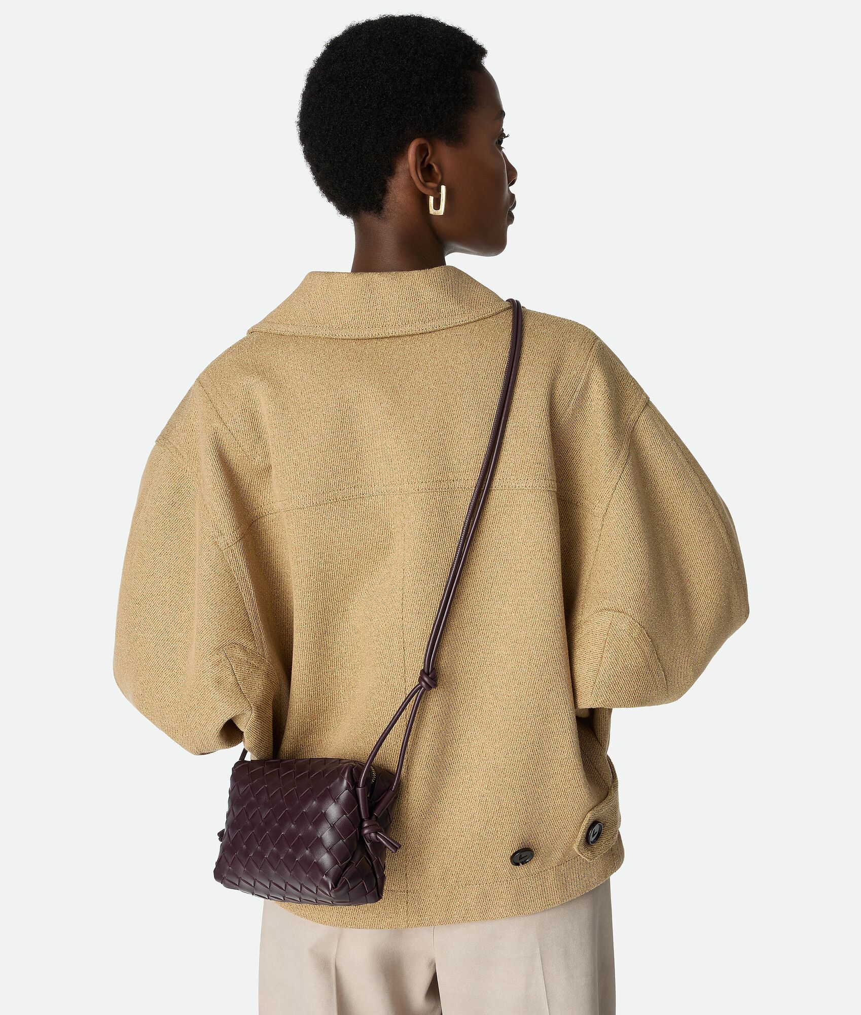 BOTTEGA VENETA 迷你Loop斜挎包