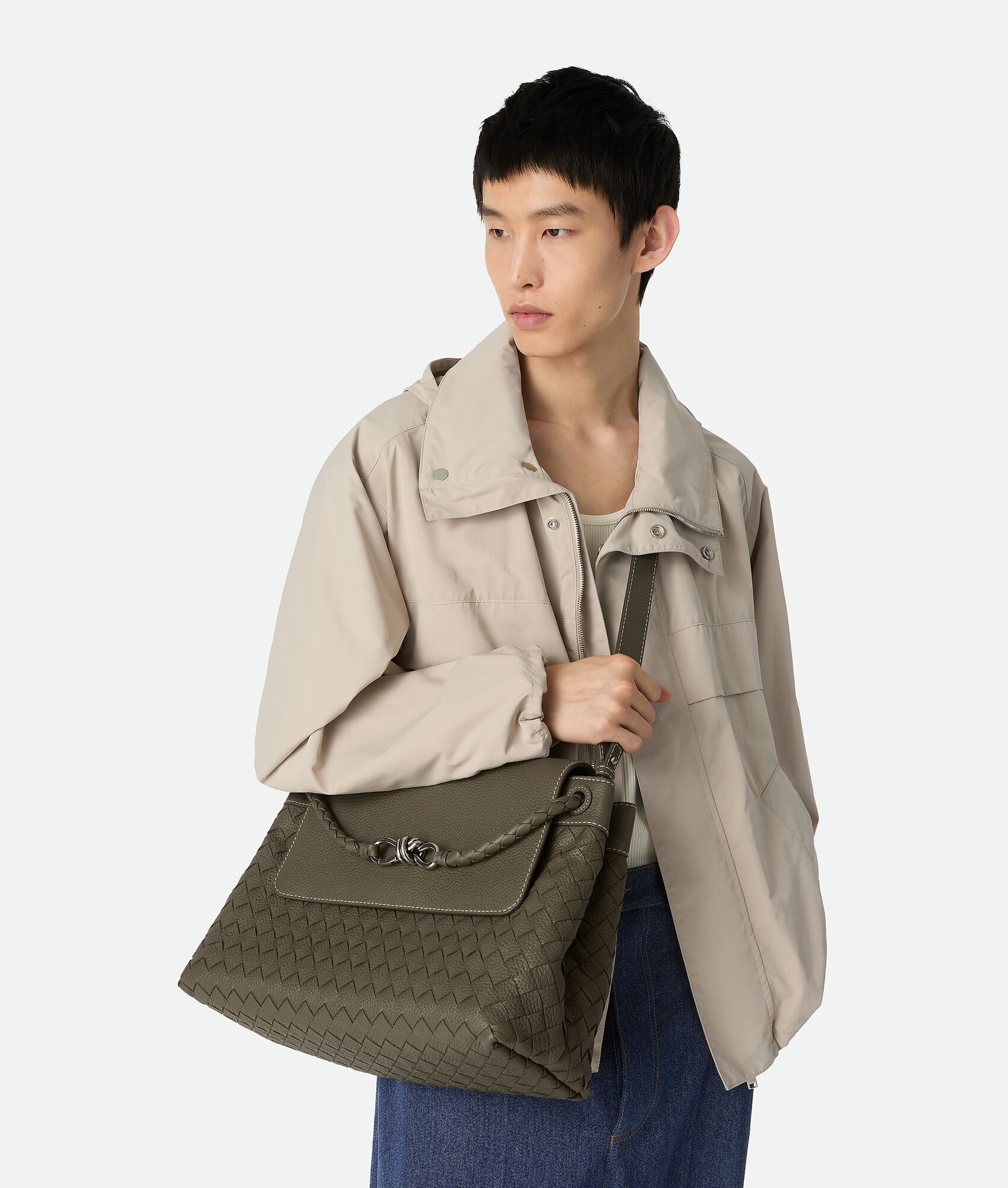 BOTTEGA VENETA Andiamo背提包