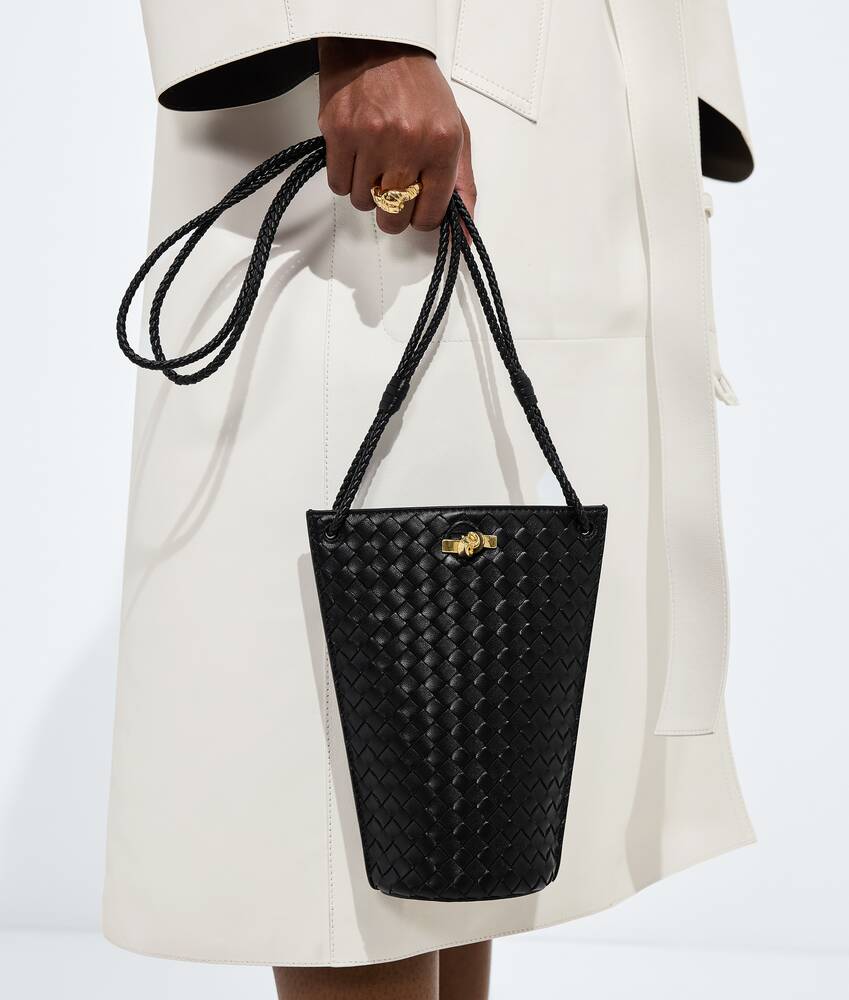 BOTTEGA VENETA Bacio手机包