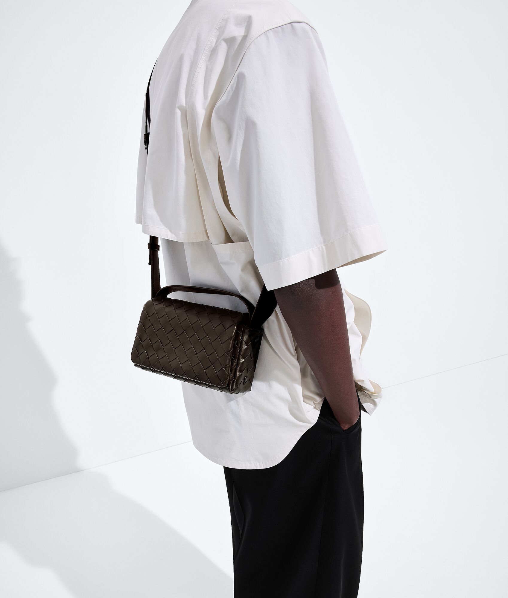 BOTTEGA VENETA 迷你Intrecciato编织翻盖手袋