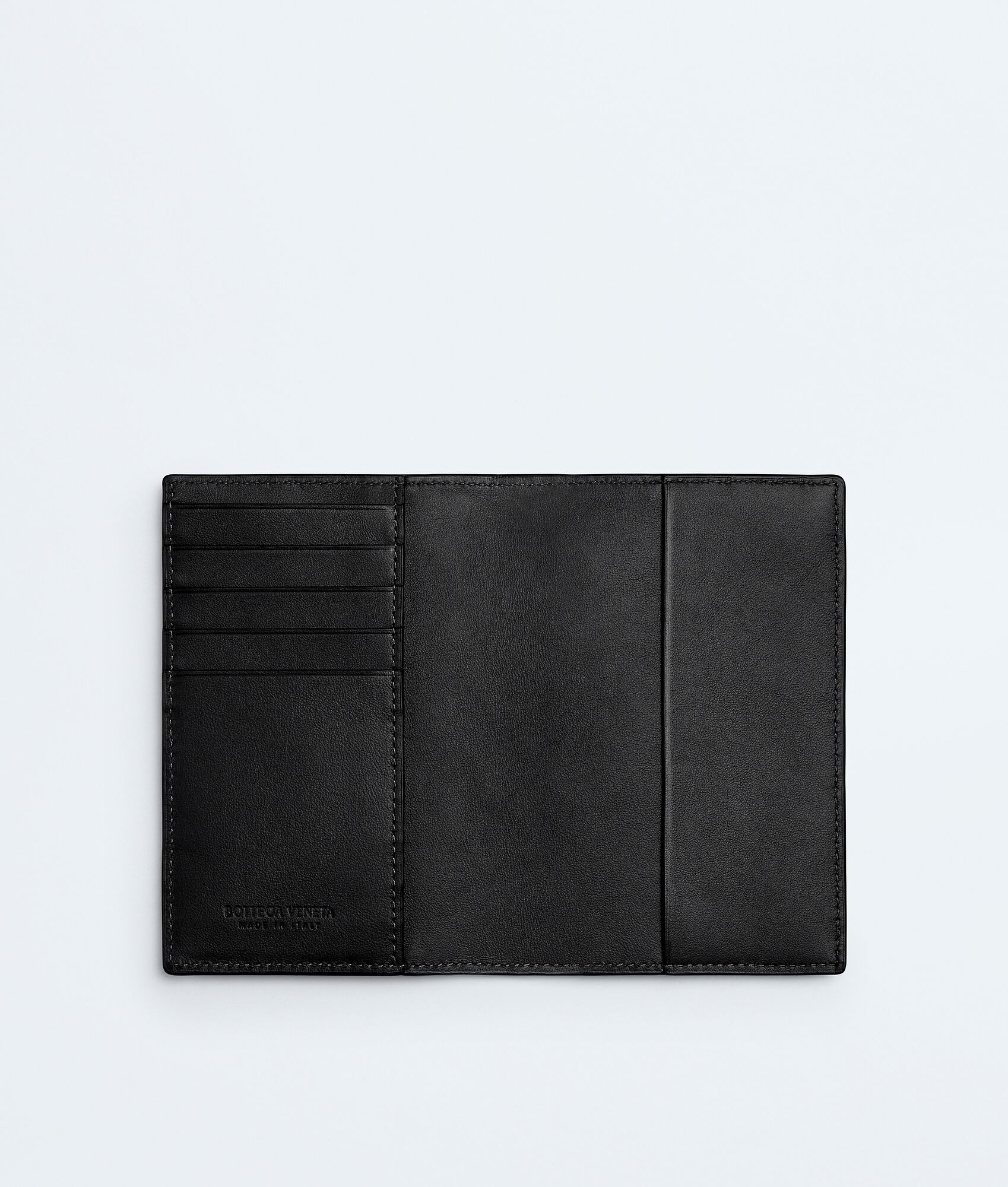 BOTTEGA VENETA Intrecciato 编织护照夹