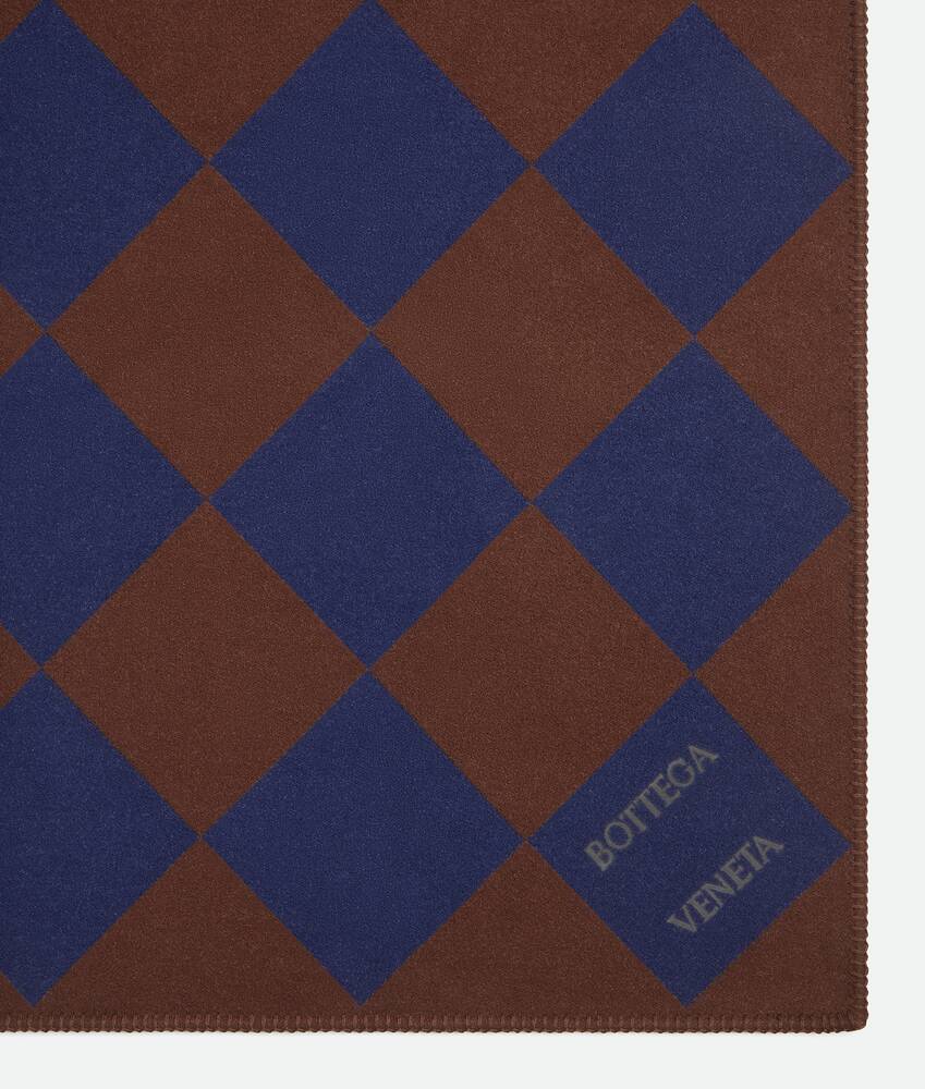 深邃蓝/原木色提花格纹毛毯
