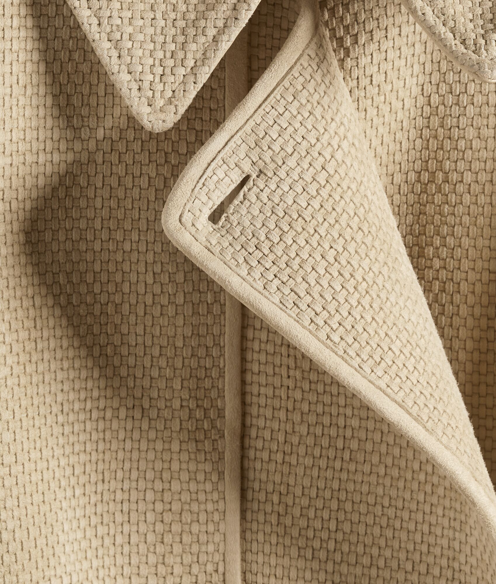 BOTTEGA VENETA 迷你Intreccio编织绒面革风衣