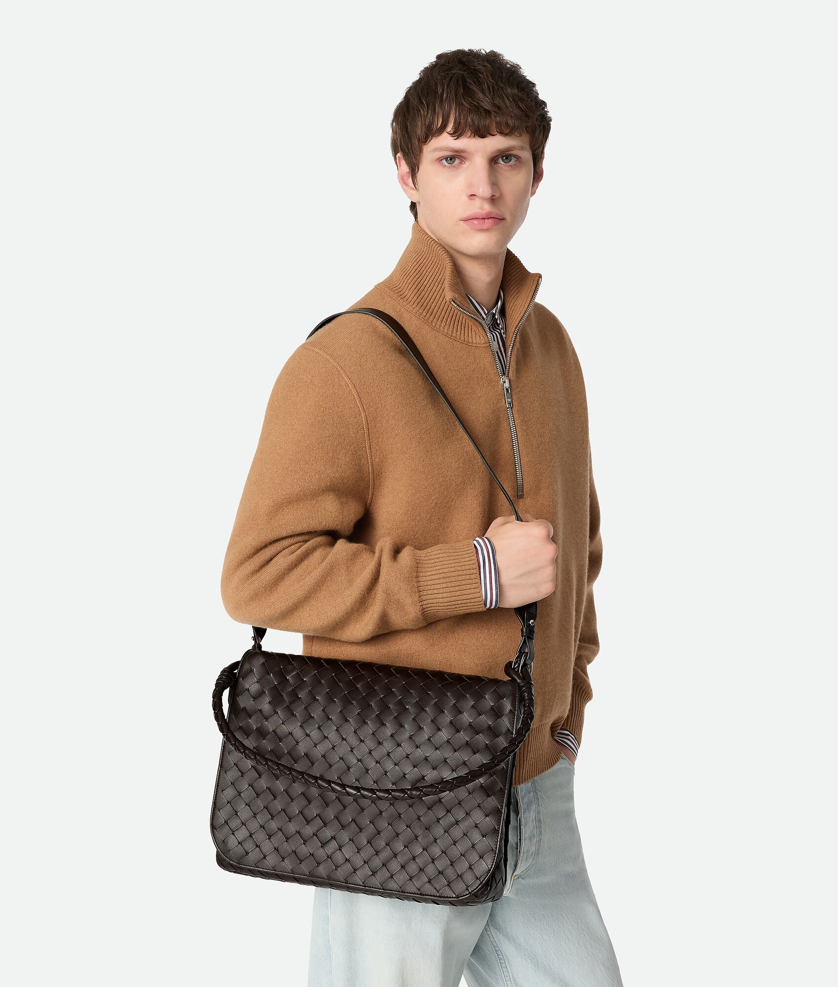 BOTTEGA VENETA 小号Swing背提包