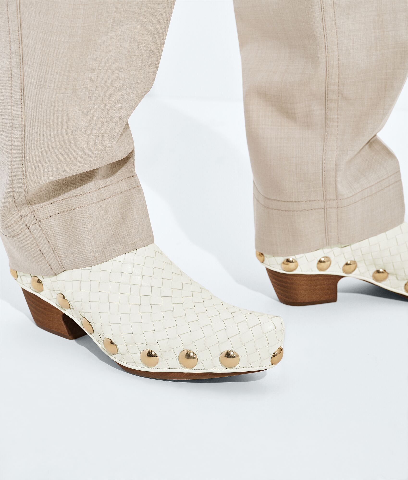 BOTTEGA VENETA 女士Gondola木底鞋