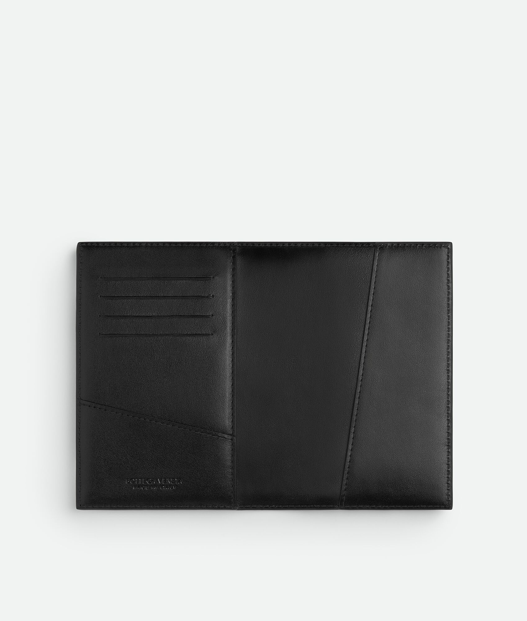 BOTTEGA VENETA Cassette护照夹