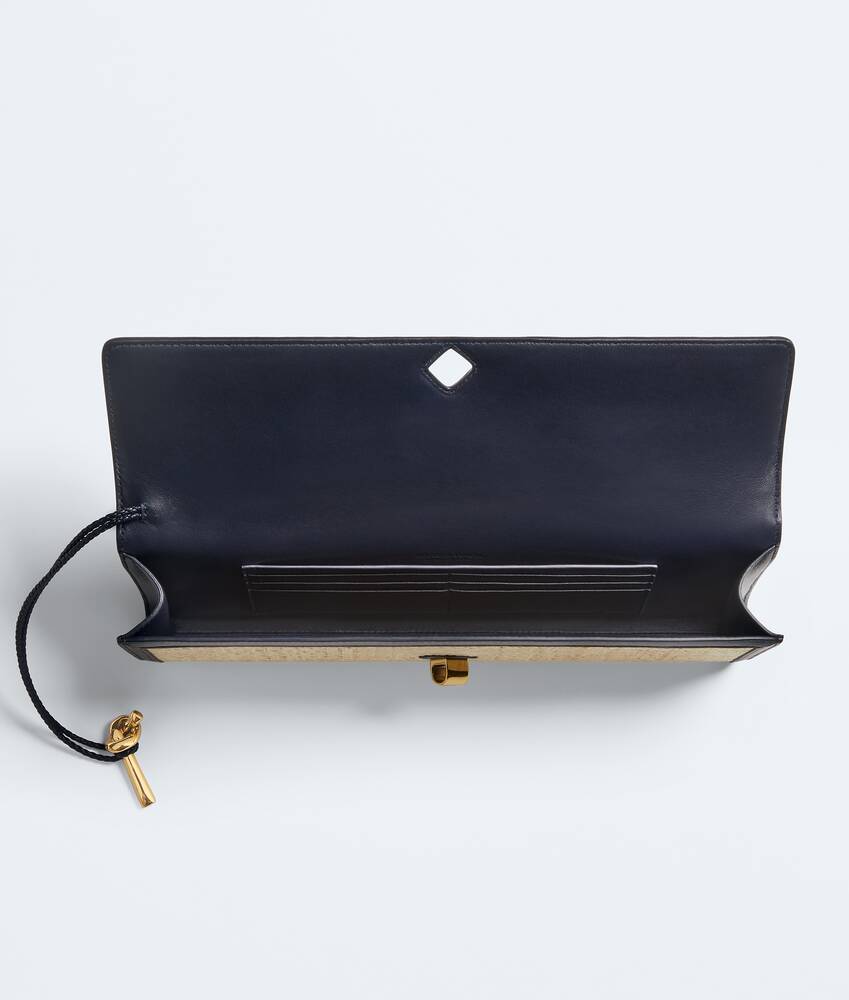 BOTTEGA VENETA Andiamo手拿包
