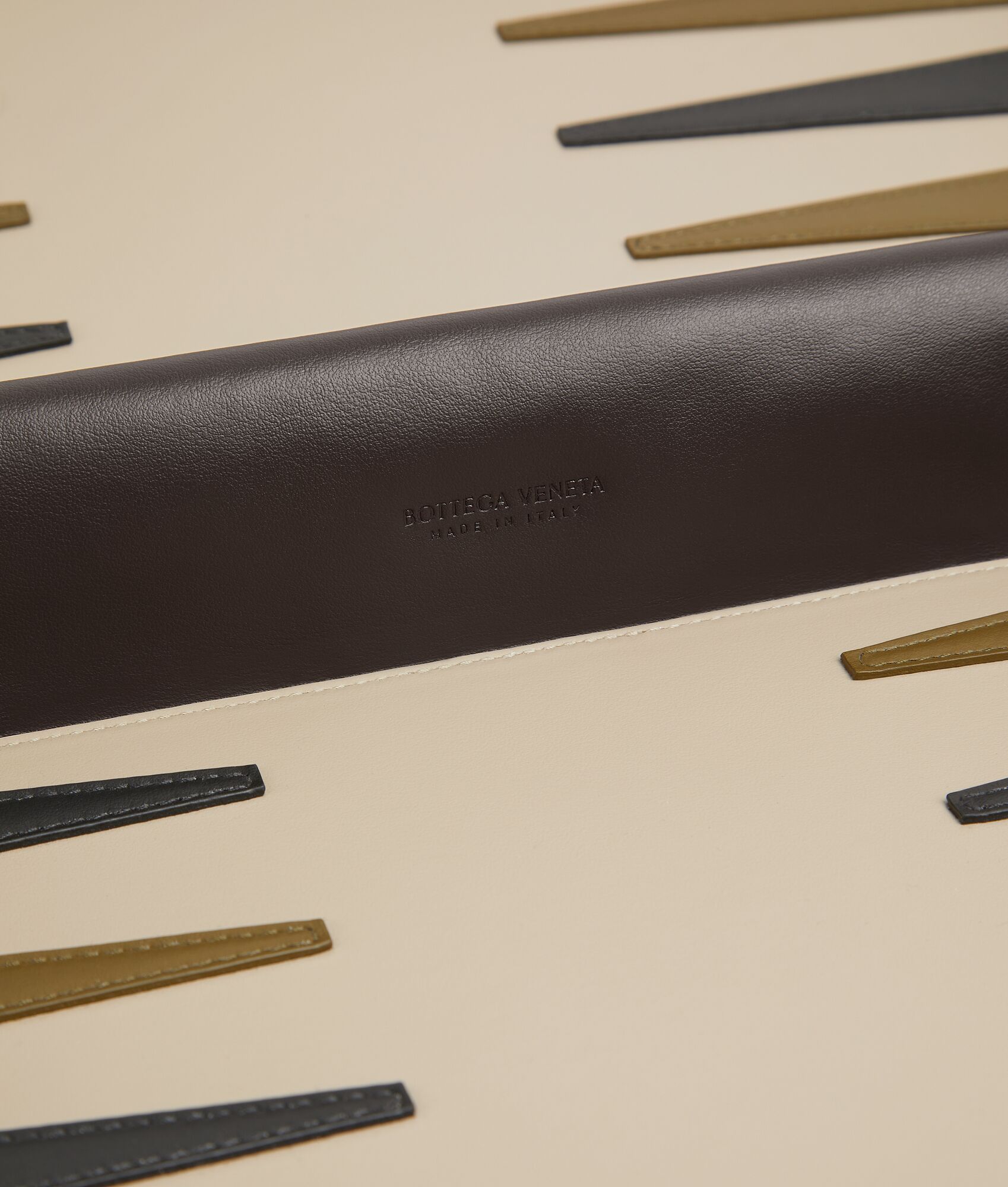 BOTTEGA VENETA 西洋双陆棋