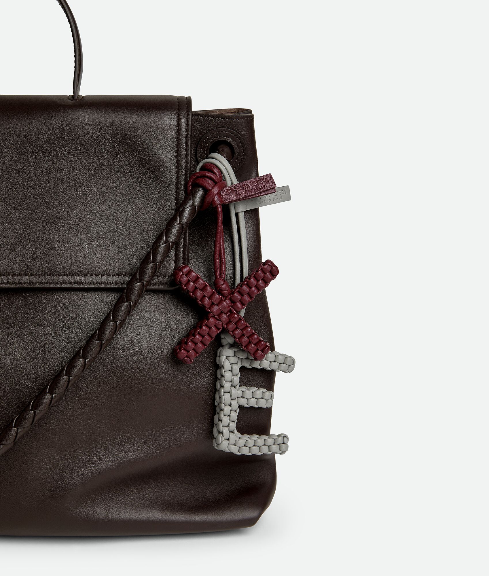 BOTTEGA VENETA 字母E挂件