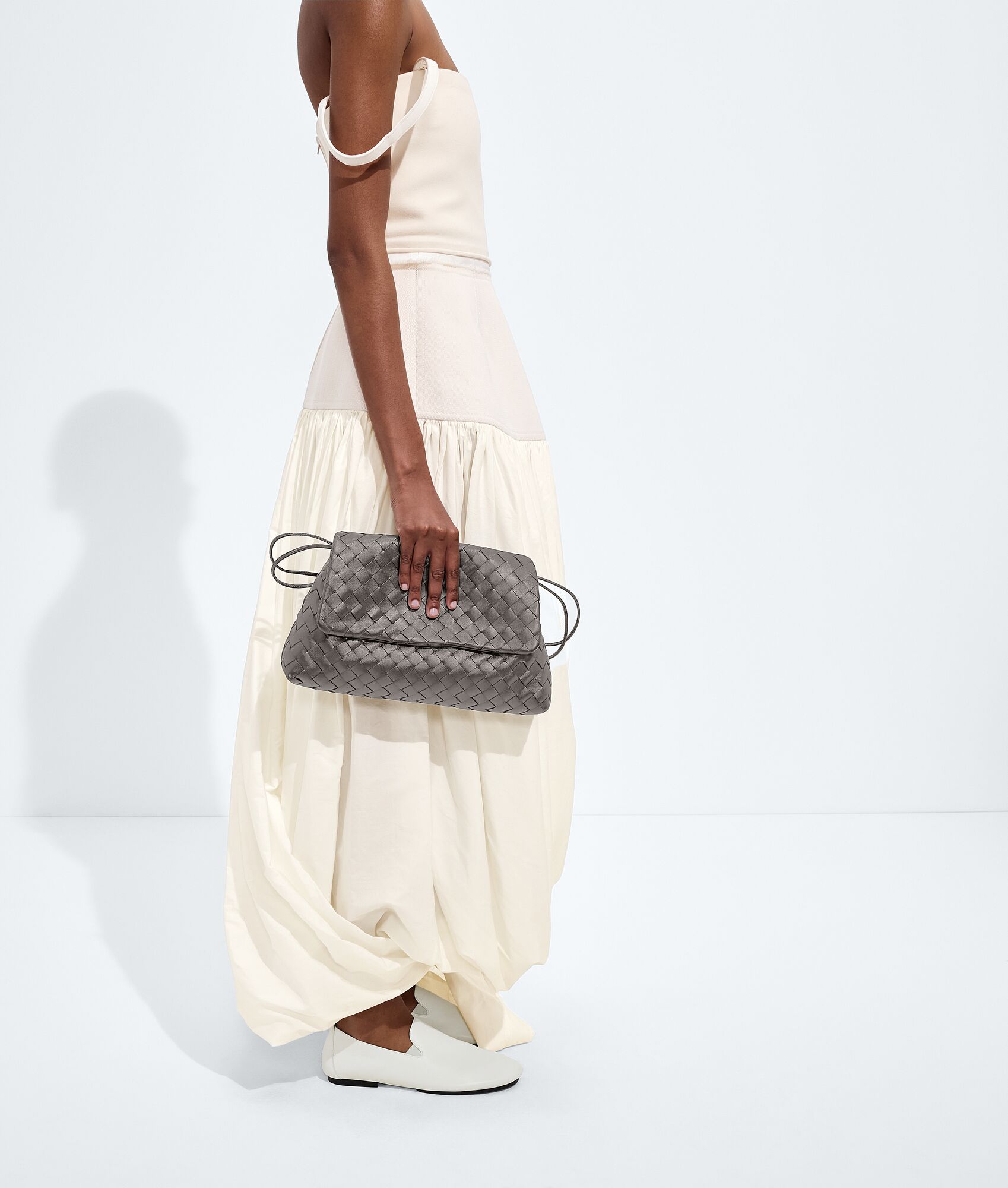 BOTTEGA VENETA Giorno肩背包