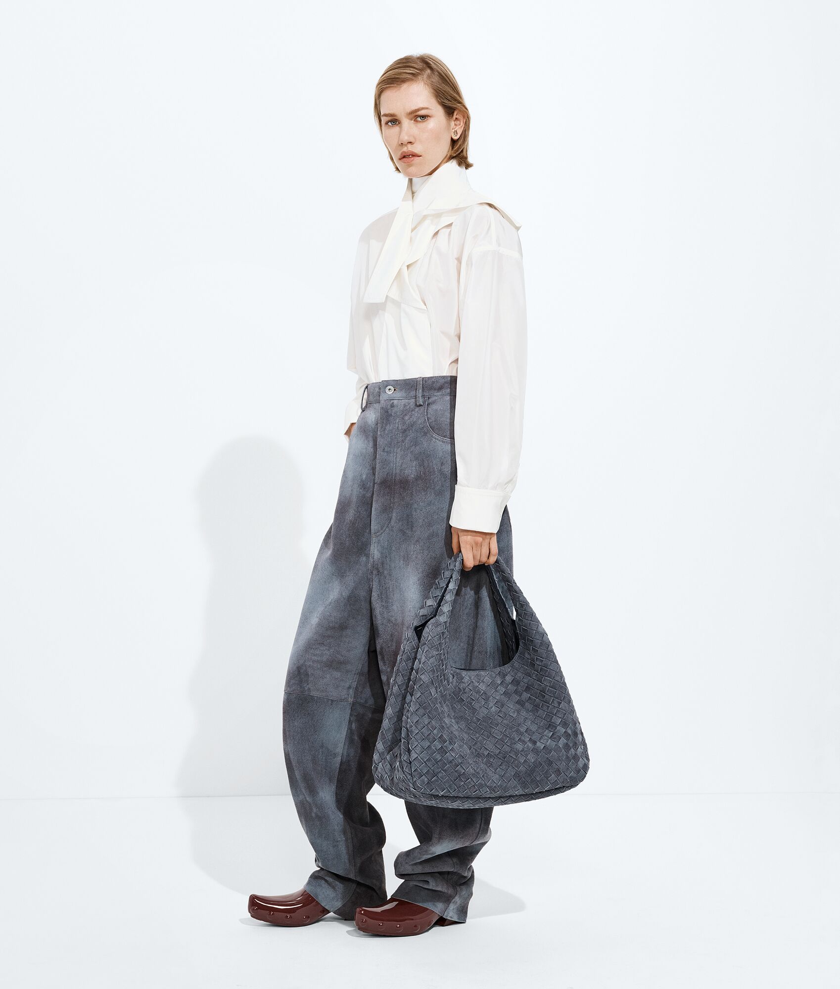 BOTTEGA VENETA 大号Campana肩背包