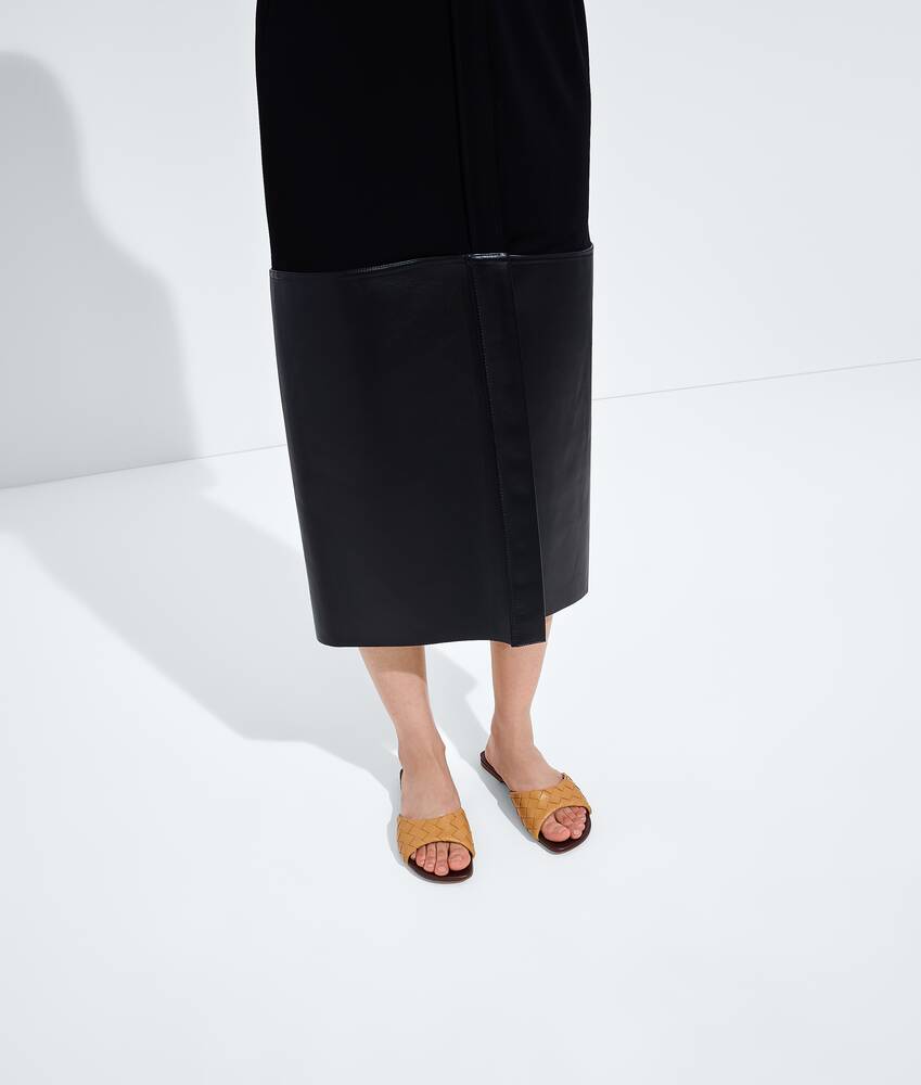 BOTTEGA VENETA 女士Livia平底穆勒鞋