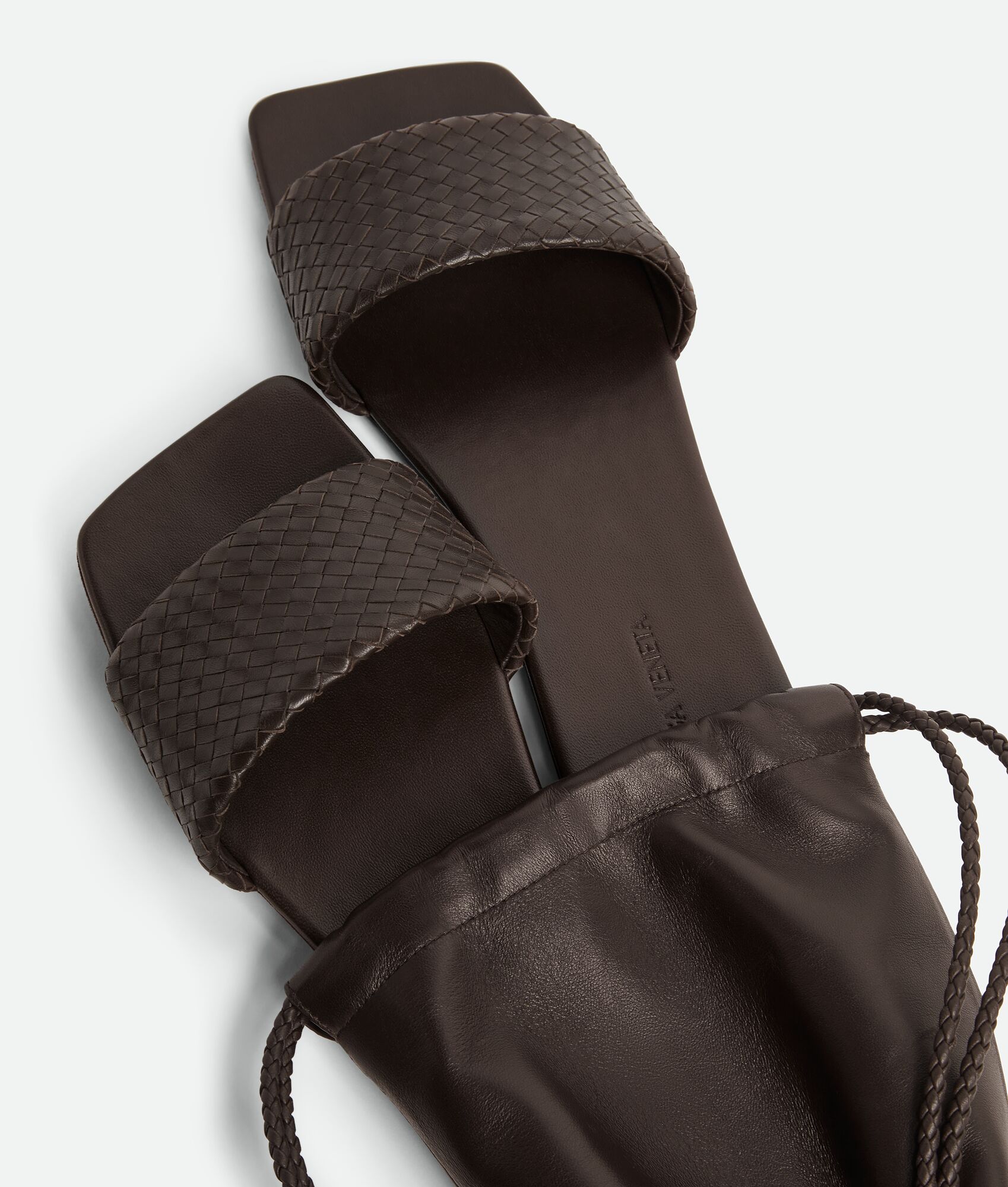 BOTTEGA VENETA 女士Palazzo旅行平底穆勒鞋