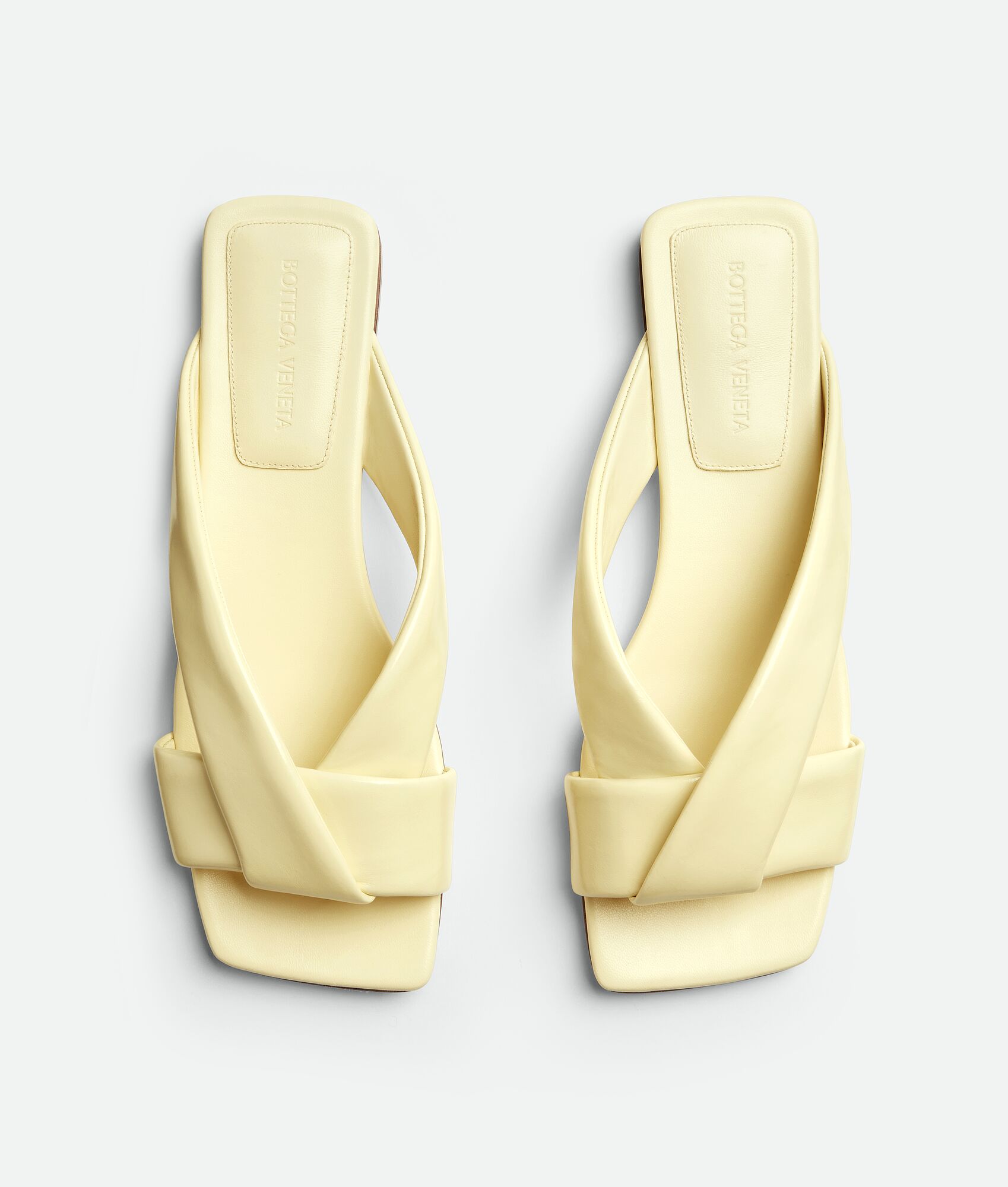 BOTTEGA VENETA 女士Riva平底穆勒鞋