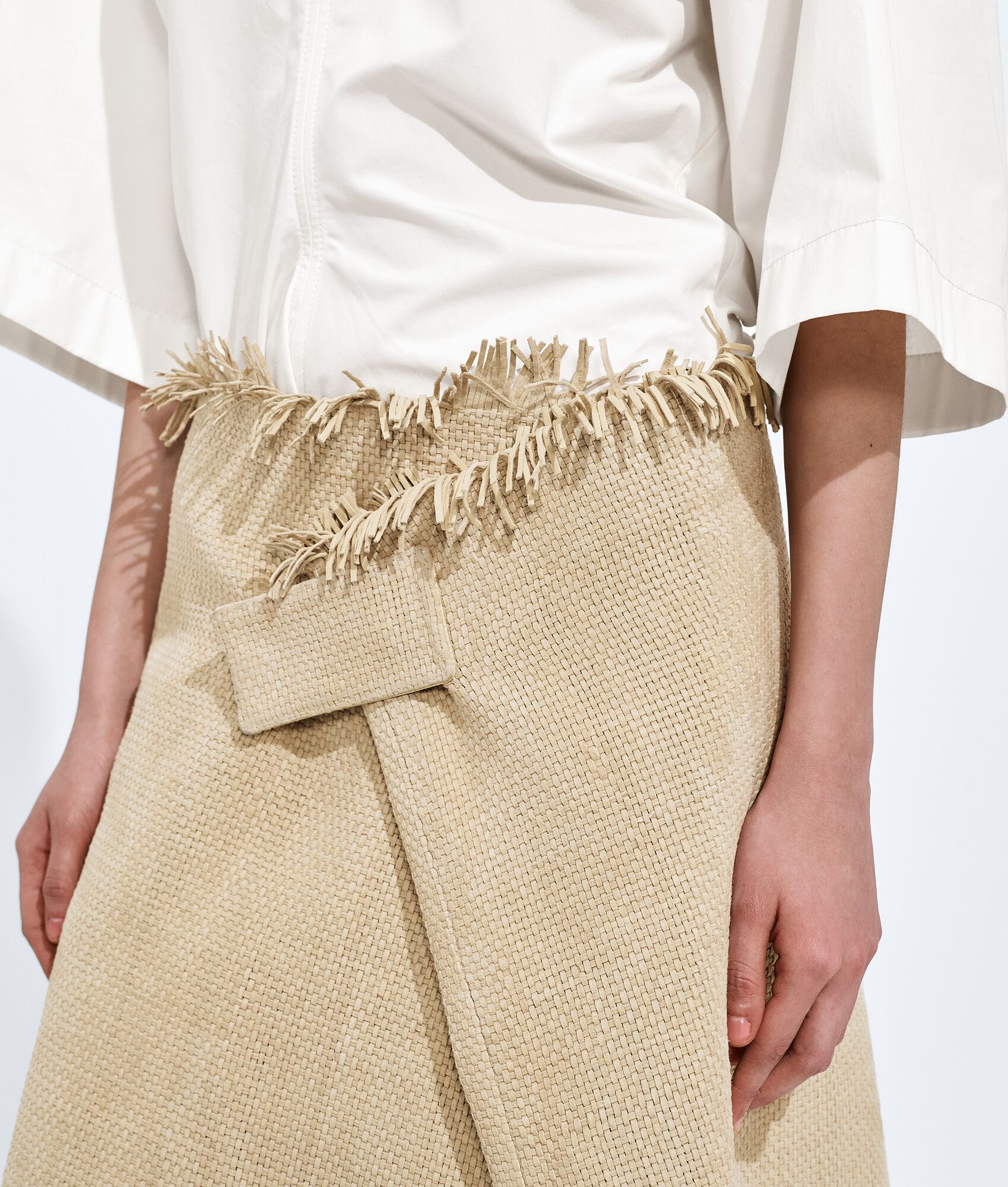 BOTTEGA VENETA 迷你Intreccio编织绒面革半身裙