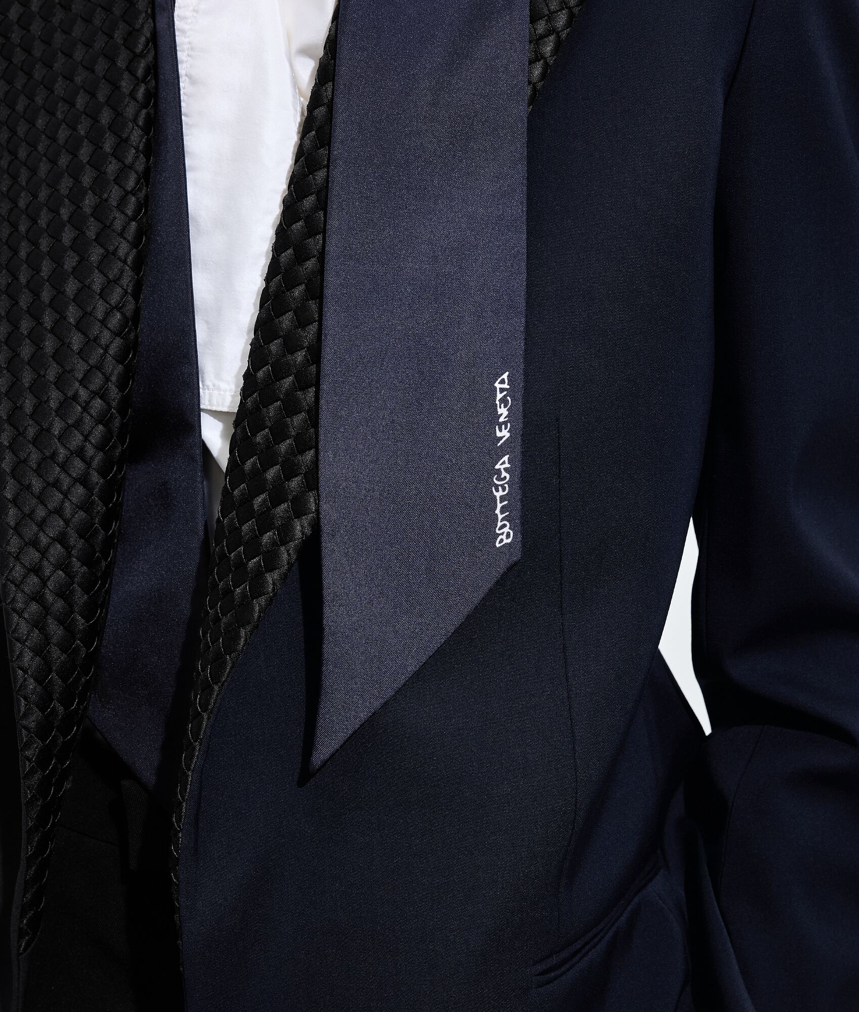 BOTTEGA VENETA 桑蚕丝斜纹领带