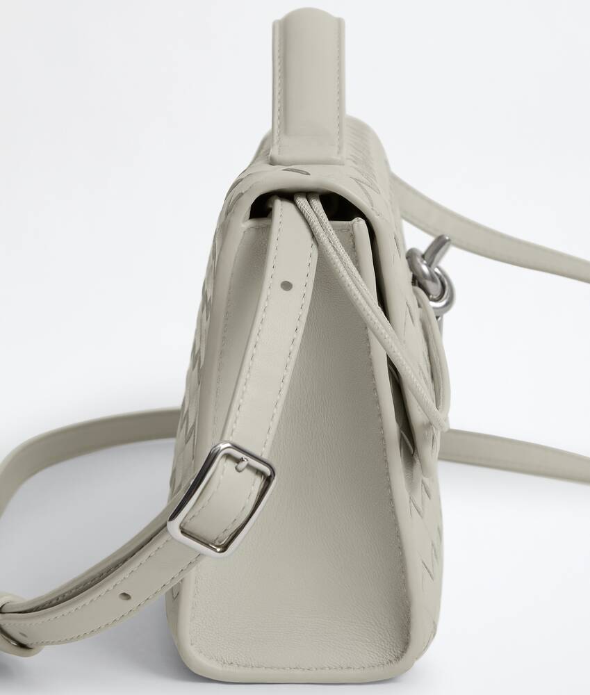 BOTTEGA VENETA Andiamo 25手拿包