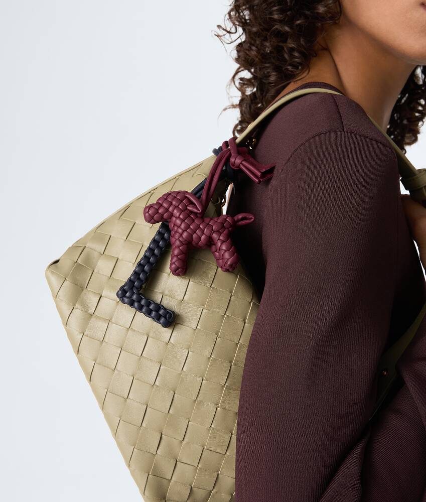 BOTTEGA VENETA 小狗造型挂件
