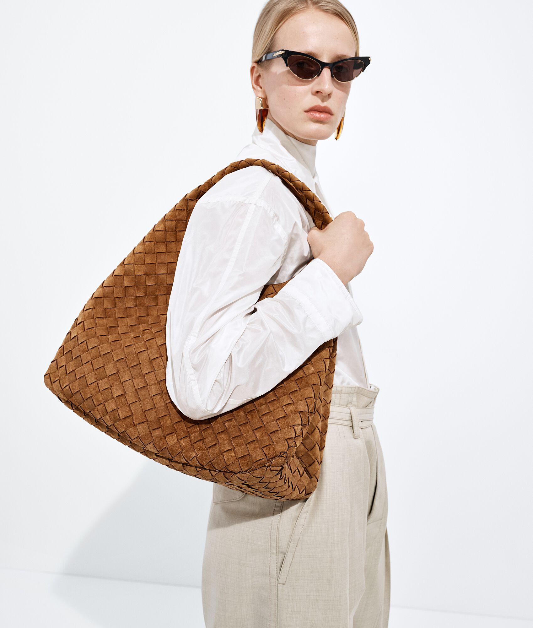 BOTTEGA VENETA 大号Campana肩背包