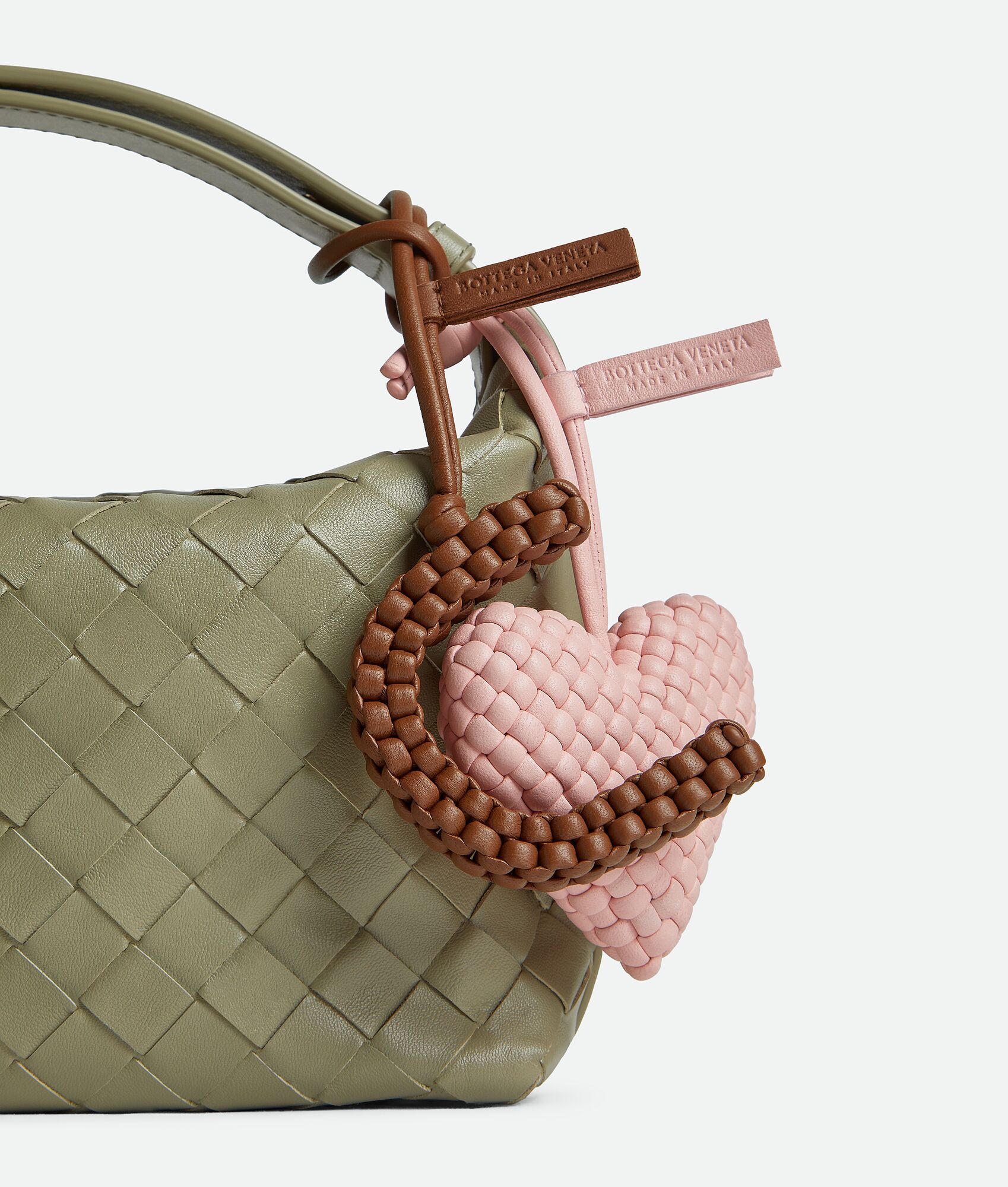 BOTTEGA VENETA 字母C挂件