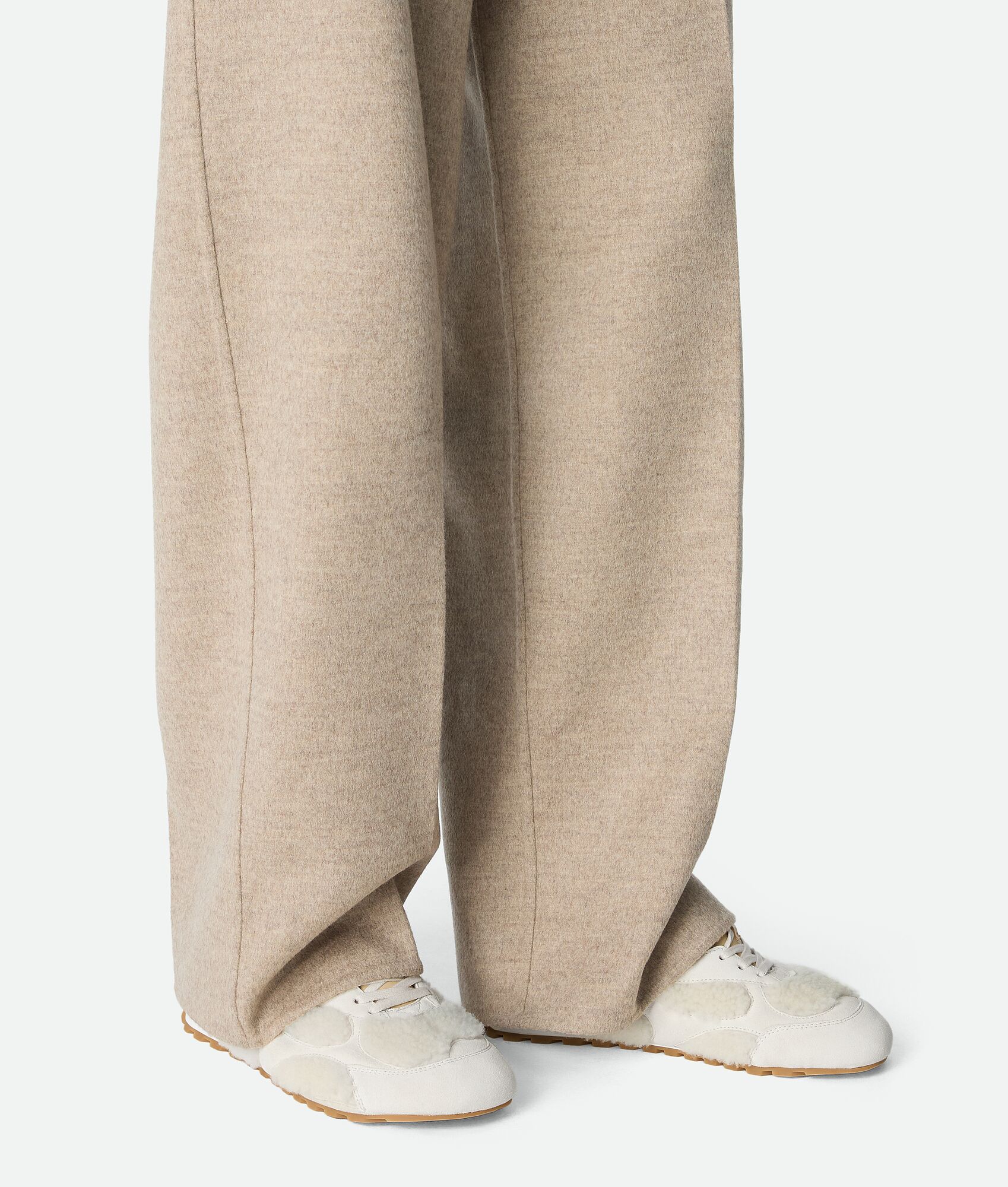 BOTTEGA VENETA 女士Orbit Flash运动鞋