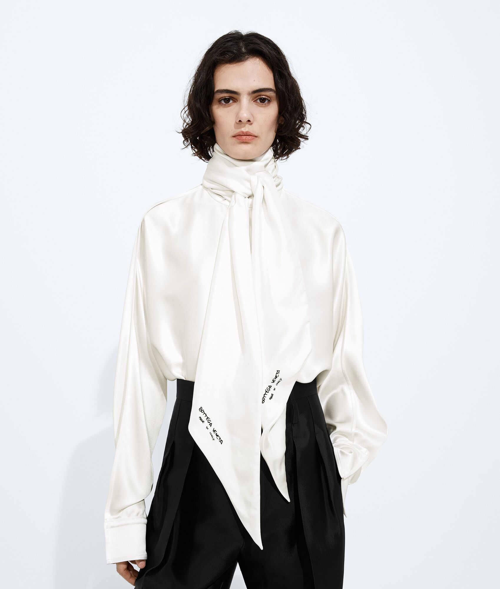 BOTTEGA VENETA 大号斜纹围巾